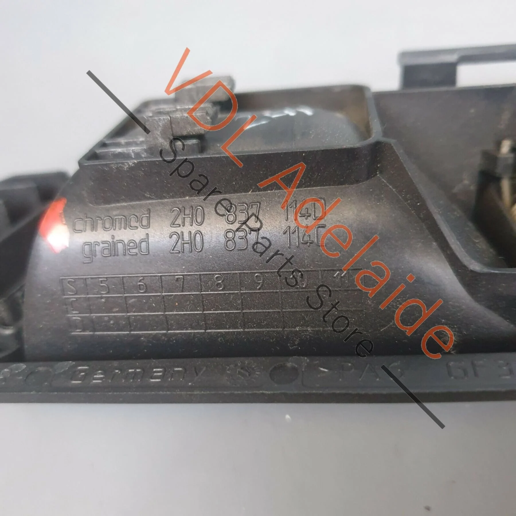 Volkswagen VW Amarok 2H Right Side Interior Door Handle 2H0837114C - Image 4