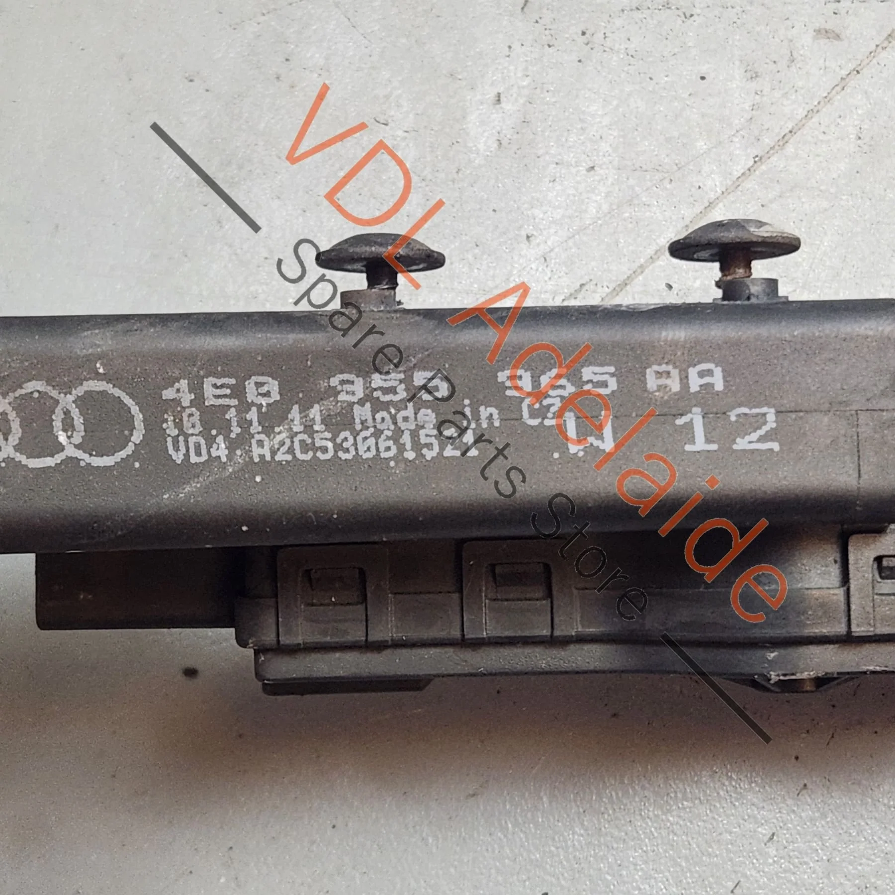Audi A8 S8 D3 Headlight Washer Nozzle Jet Lift Cylinder 4E0955965AA - Image 6
