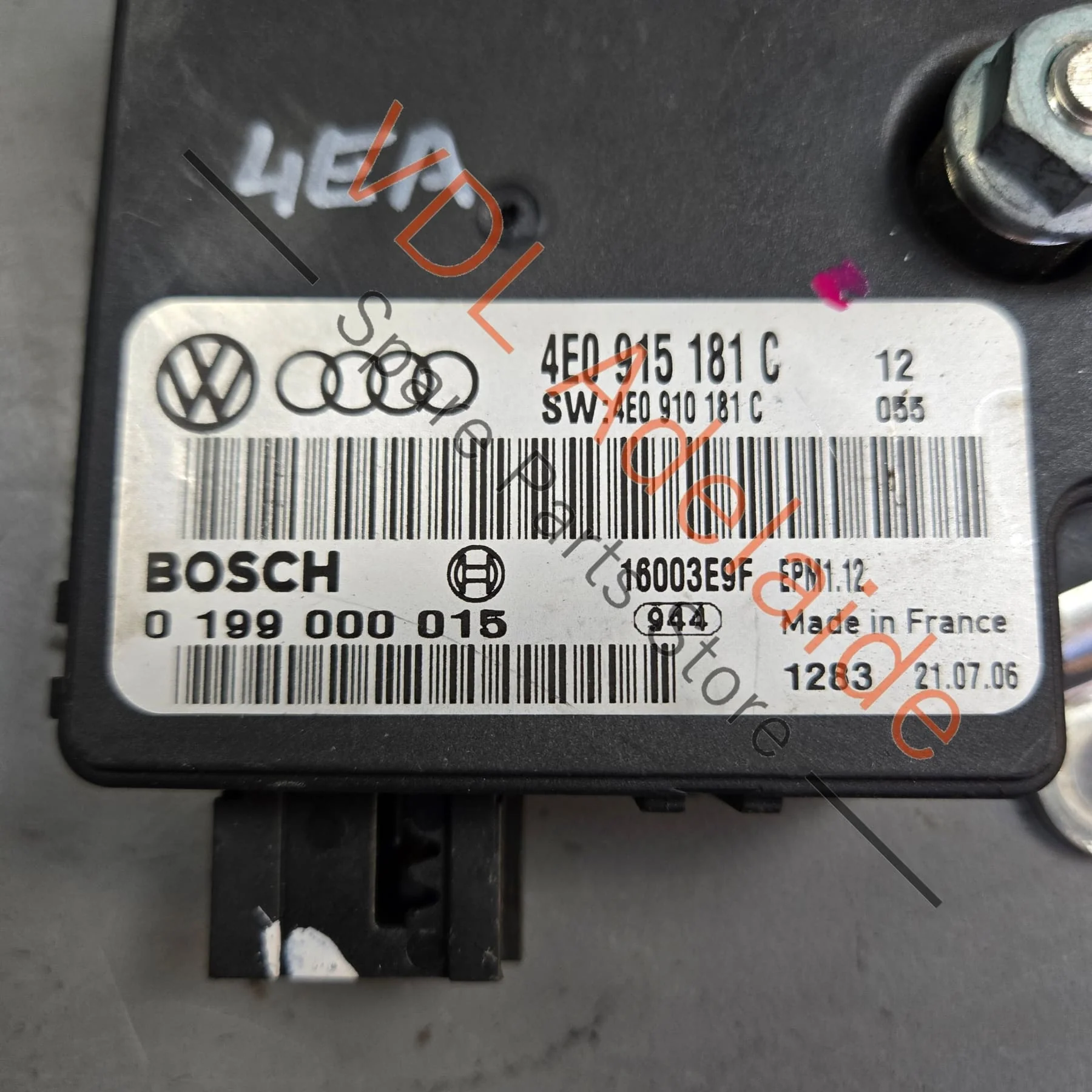 Audi A8 S8 D3 Control Unit for Battery Monitoring 4E0910181C 4E0915181C - Image 3