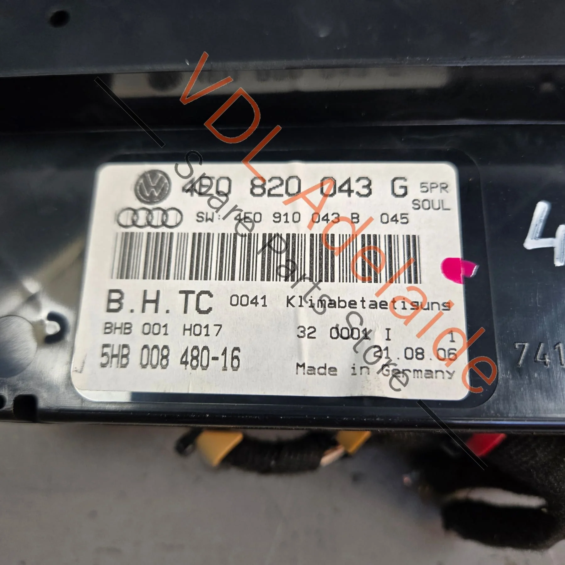 Audi A8 S8 Air Conditioning Climate Control Switch 4E0820043G 5PR - Image 3