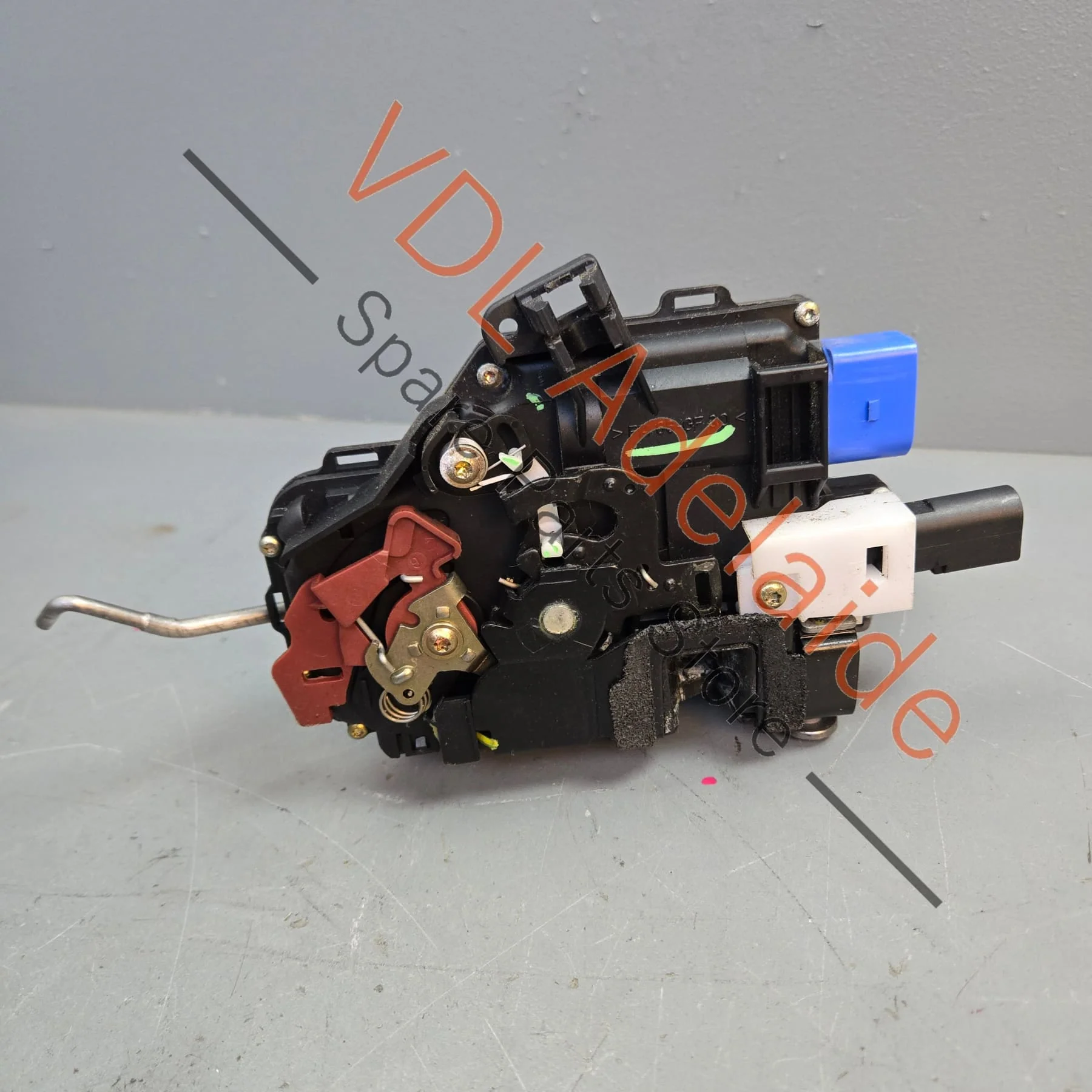 Audi A8 S8 Rear Left Door Lock Module 4E0839015A - Image 3