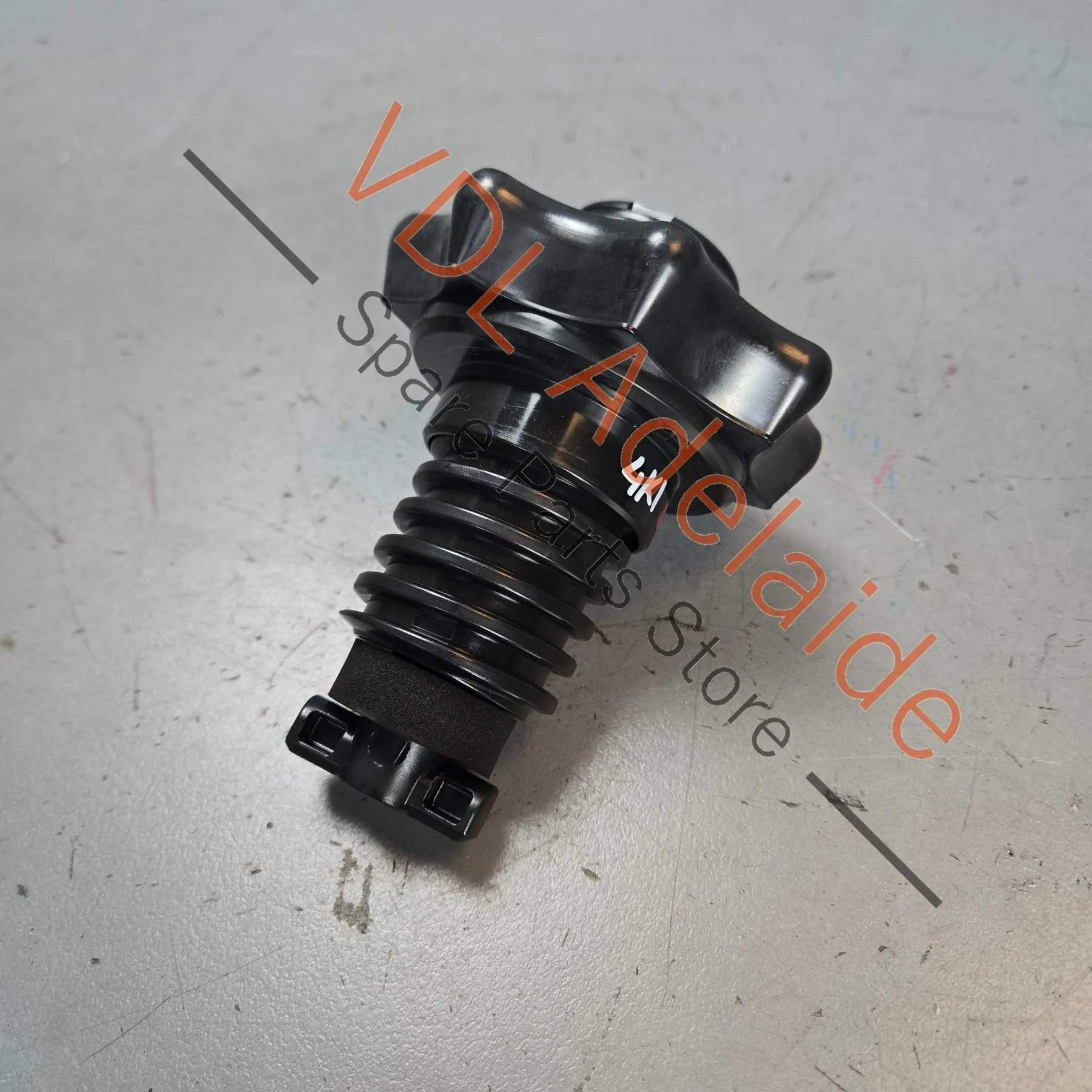 Audi A6 A7 A8 Spare Wheel Mounting Bolt Retaining Bracket 4K8803899