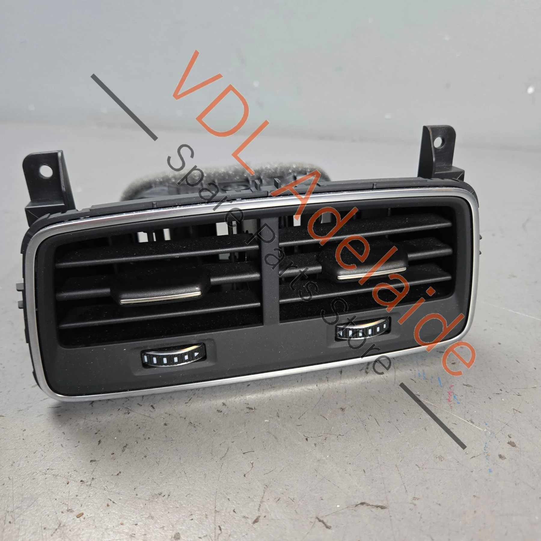 Audi E-Tron S7 A6 A4 TT Rear Air Vent 4K0819203A 6PS