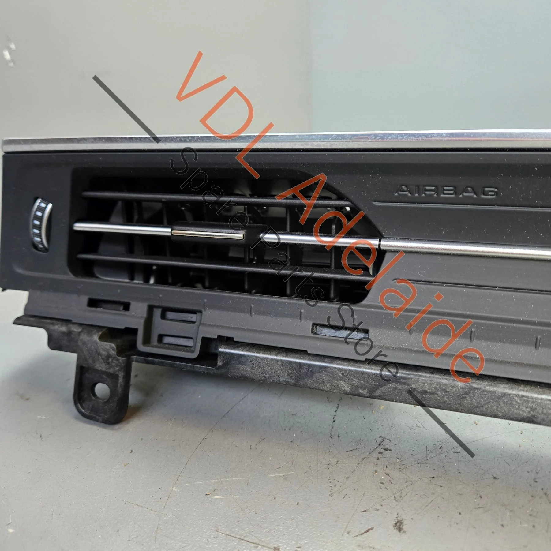 Audi A6 A7 RS6 RS7 Dashboard Air Vent Centre for RHD 4K2820901A 6PS - Image 2