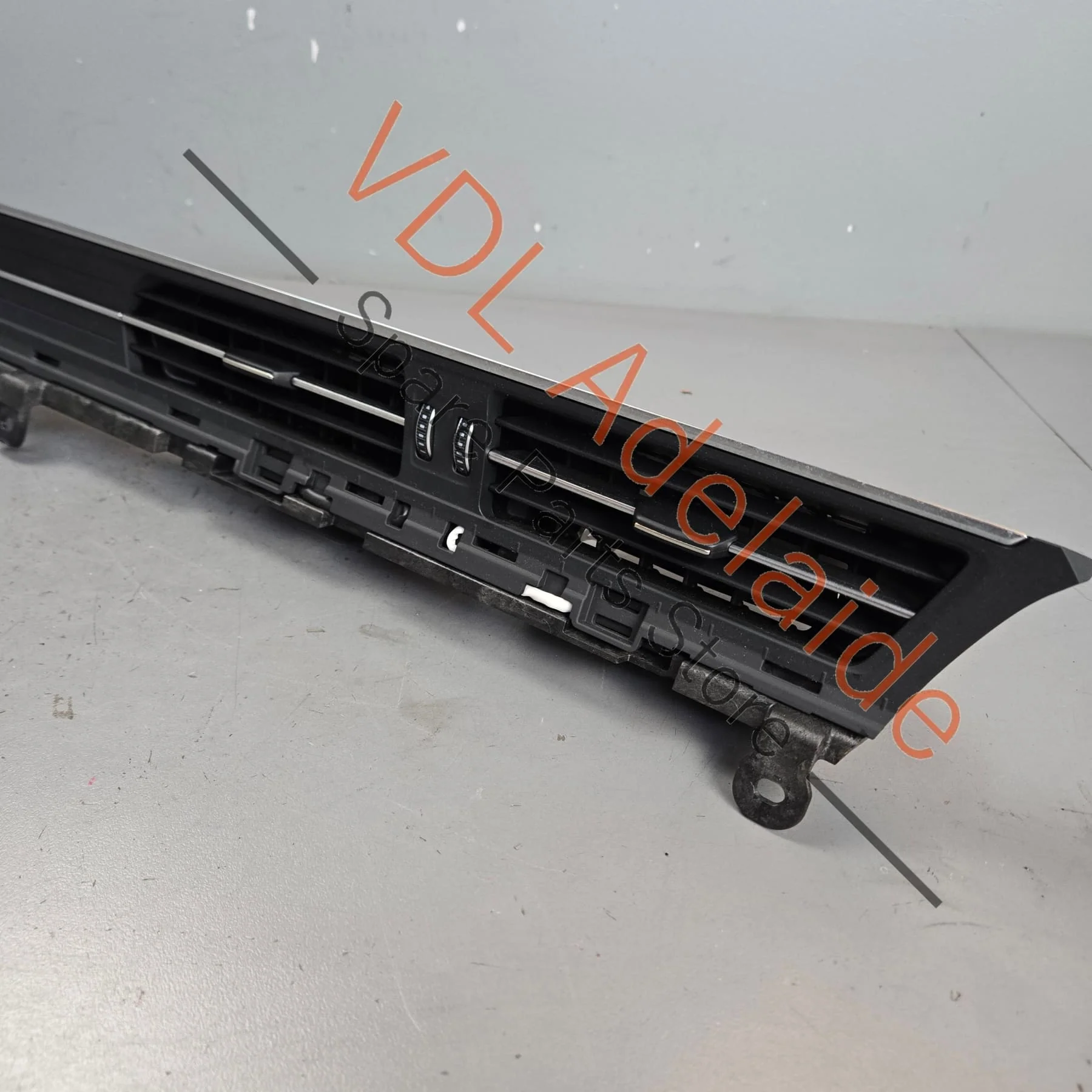 Audi A6 A7 RS6 RS7 Dashboard Air Vent Centre for RHD 4K2820901A 6PS - Image 4