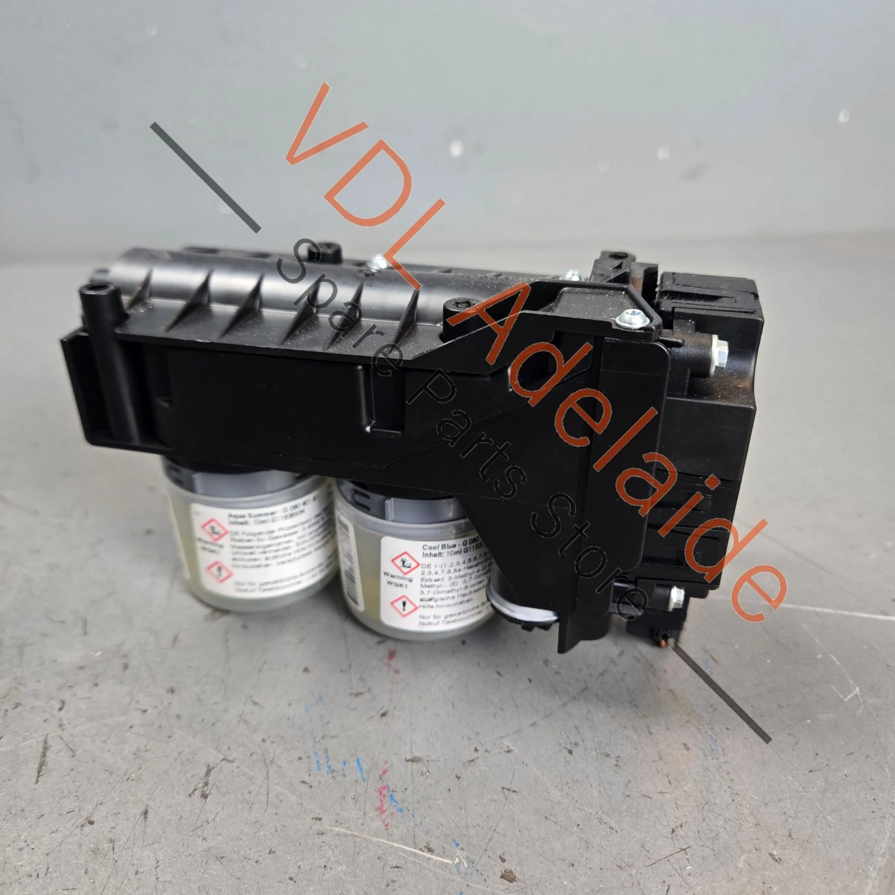 Audi Flacon Unit Fragrance Aroma Cabin Dispenser 4N0819573 Includes balance of fragrance - Image 3