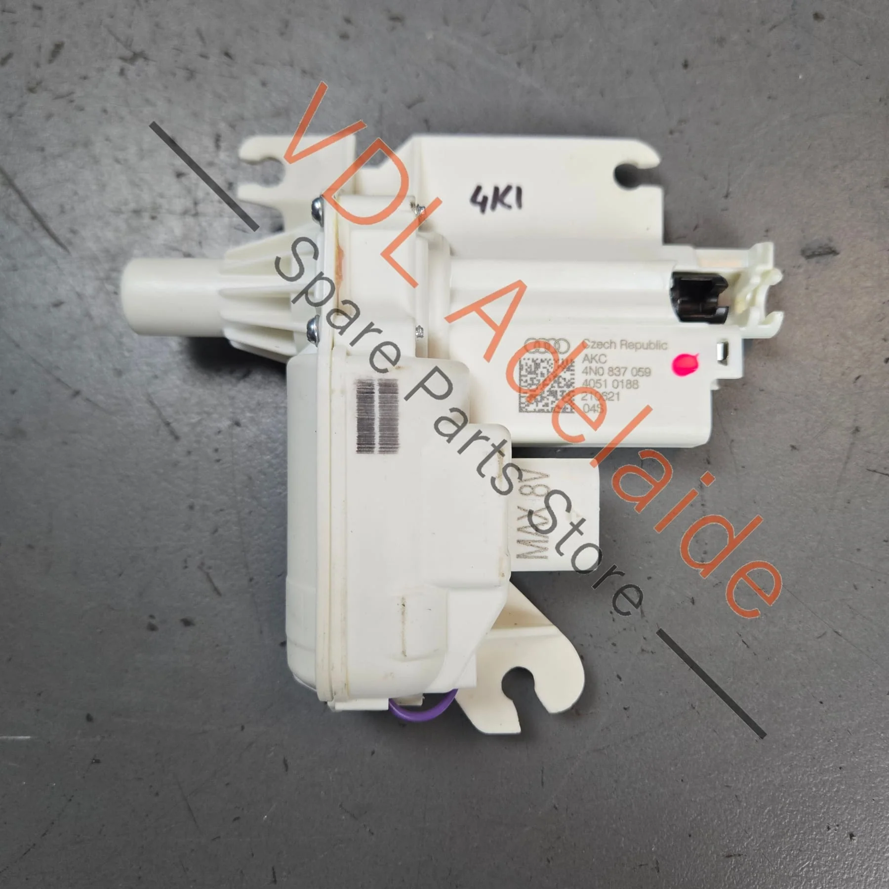 Audi A6 A7 Q8 Urus Left side Interior Door Lock Handle Actuator Motor 4N0837059