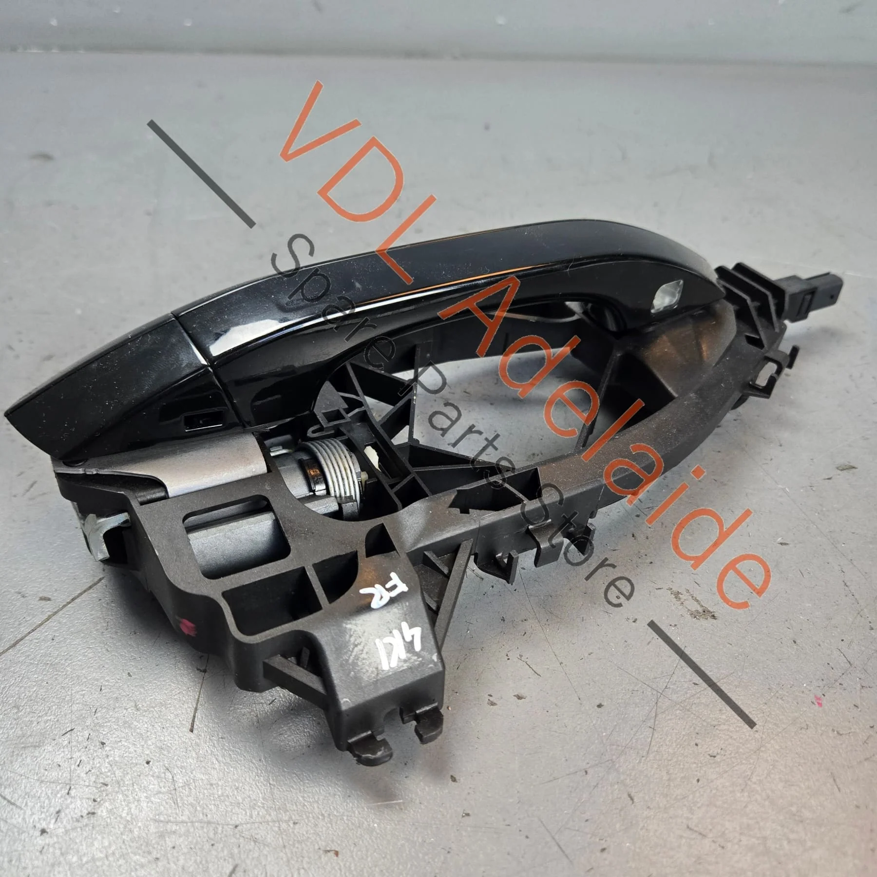 Audi Right Side Drivers Door Handle with Keyless Sensor 4N0927754 4N0837208A GRU 4N2837812B - Image 4