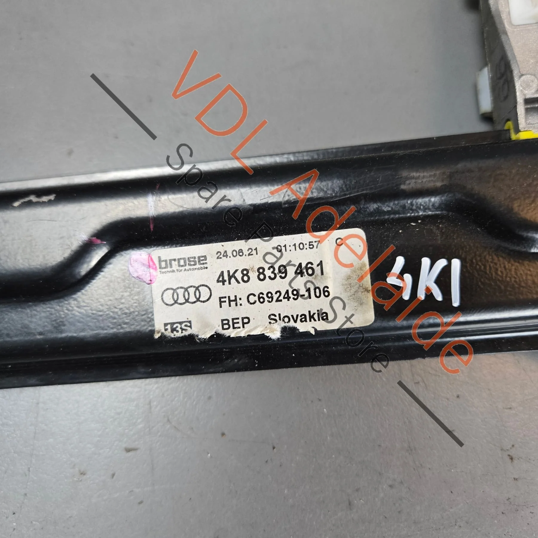 Audi A7 RS7 Rear Left Window Regulator 4K8839461 - Image 3