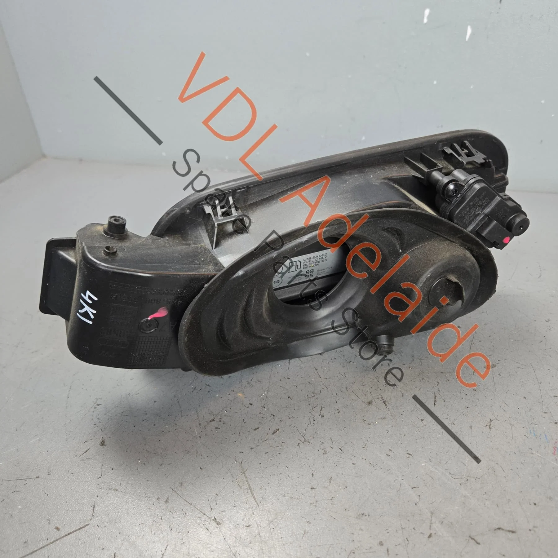 Audi A7 S7 RS7 Fuel Filler Door Flap 4K8809907 Mythos Black 0E / Y9T - Image 5