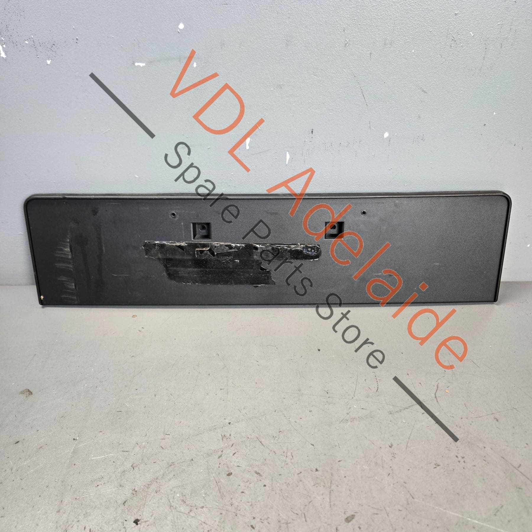 Audi RS7 Front Licence Plate Carrier Bracket Trim 4K8807285K 9B9