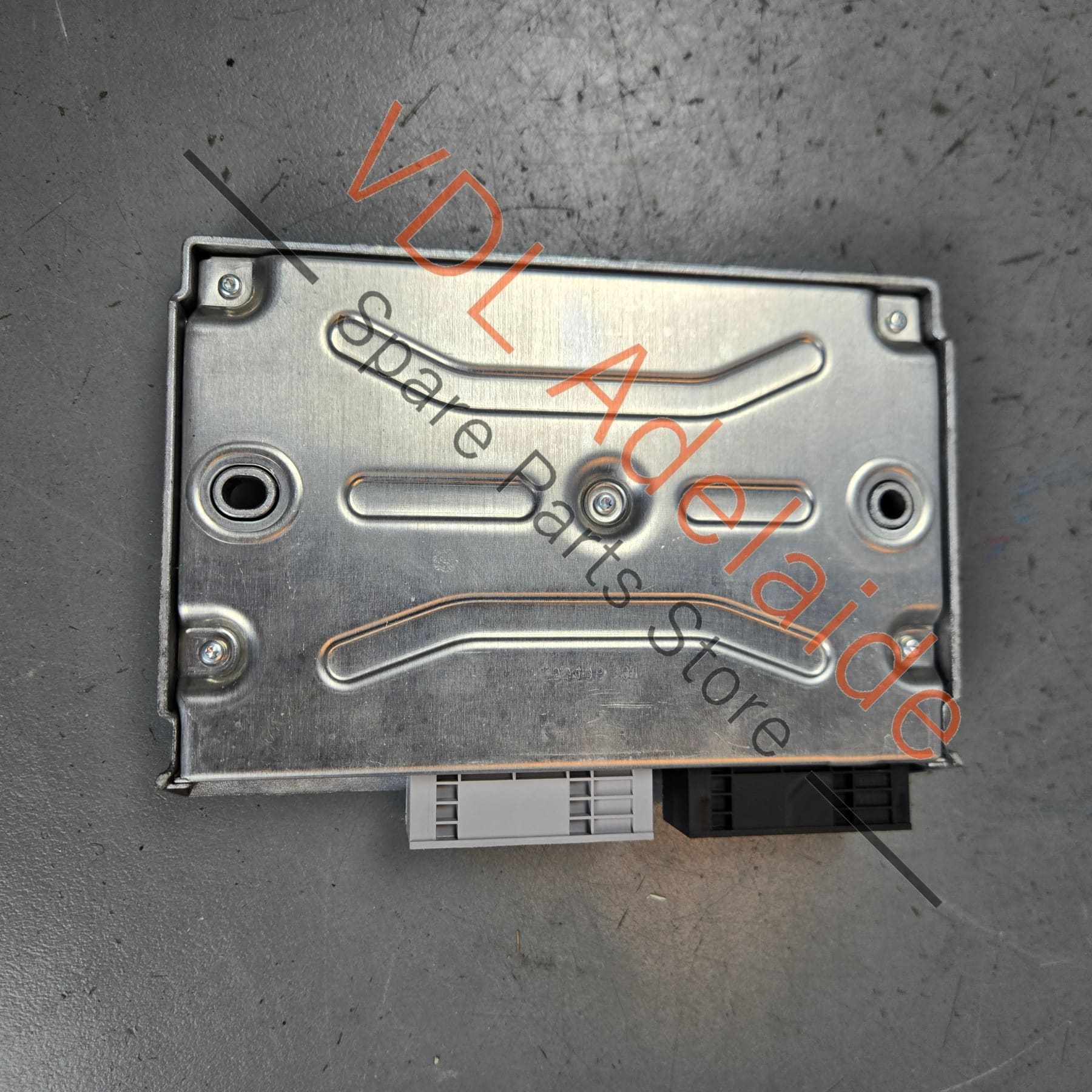 Audi Interface for Diagnosis Gateway CGW Module 4KL907468E - Image 3