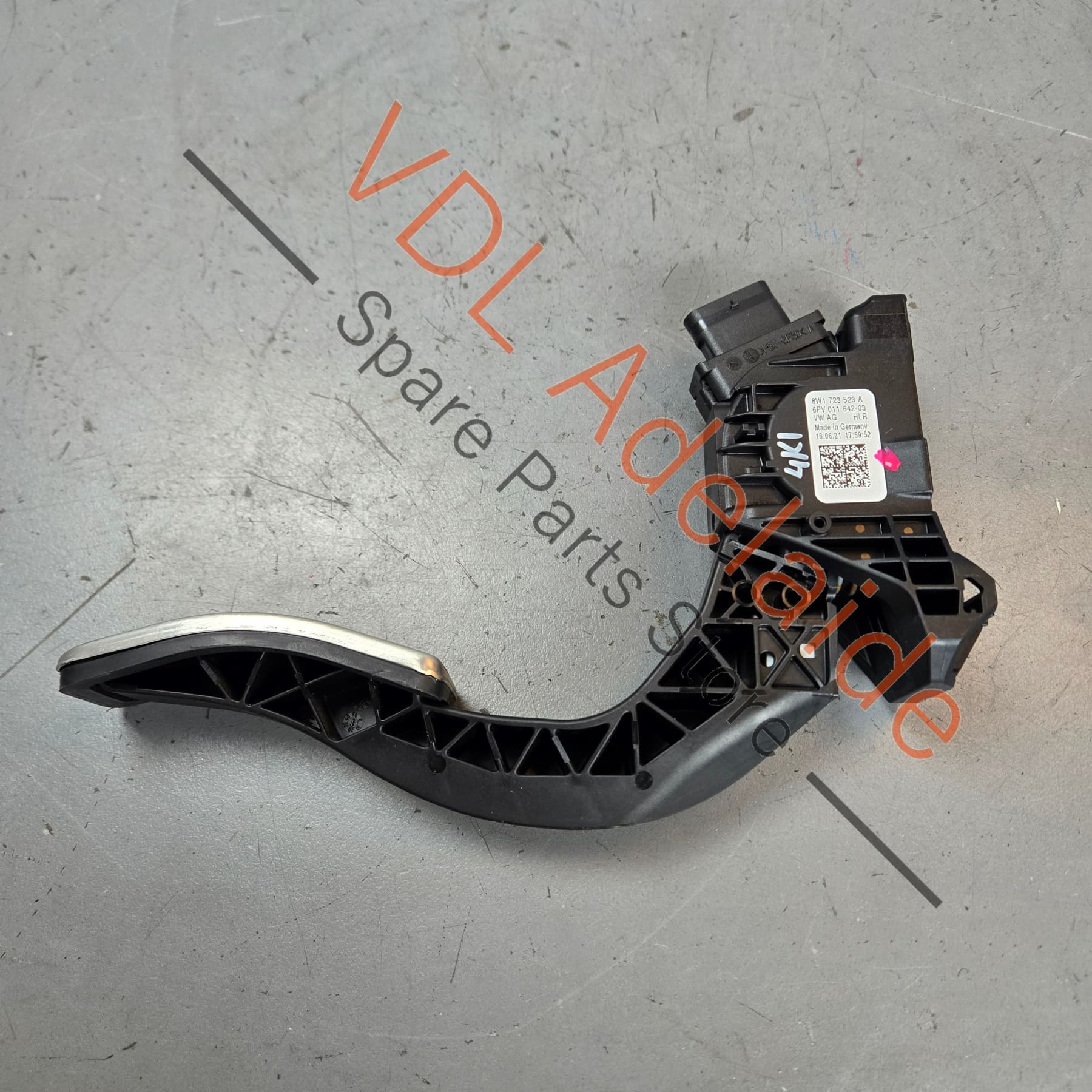 Audi Accelerator Throttle Pedal 8W1723523 - Image 3