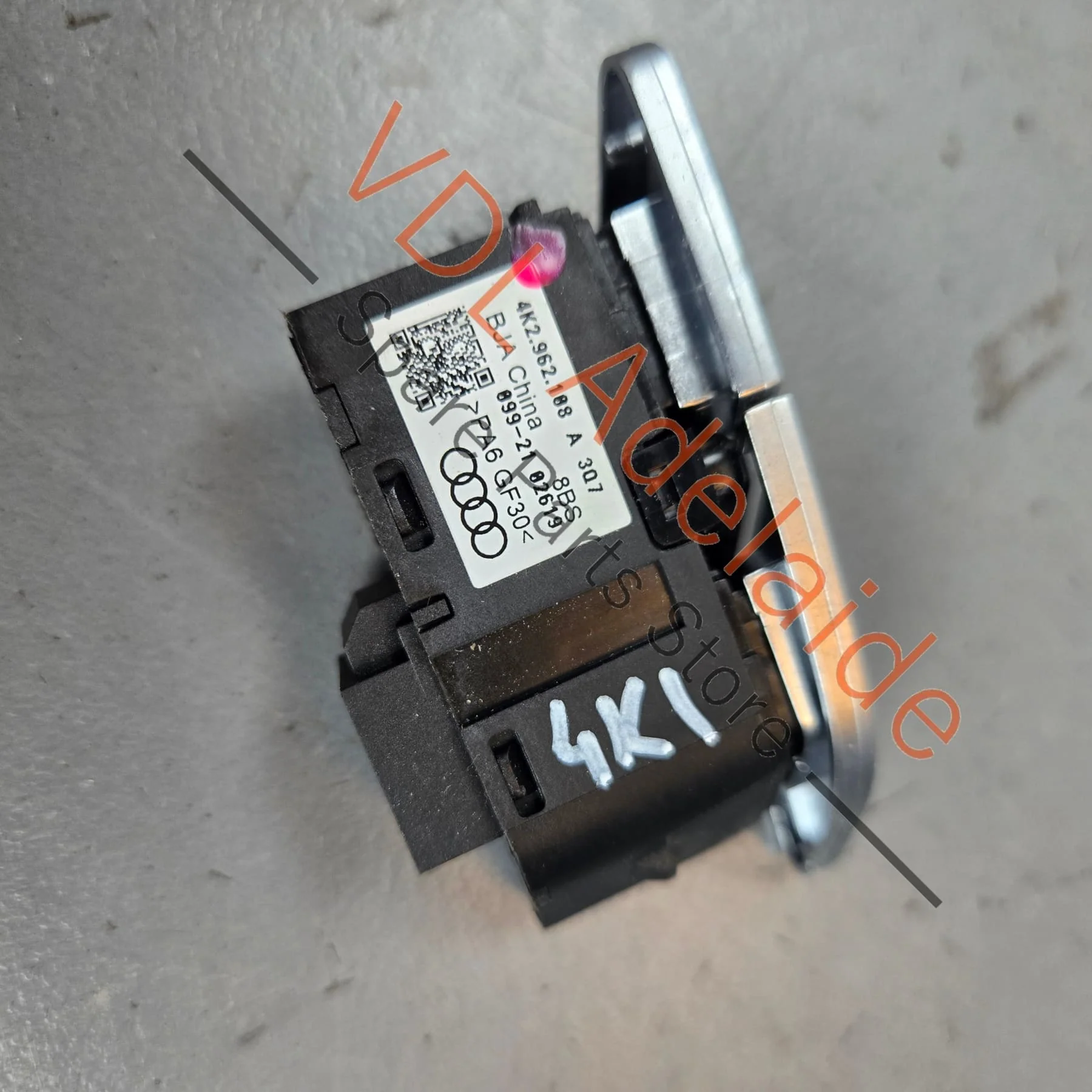 Audi A6 A7 RS6 RS7 Front Right Door Lock Button 4K1962108A 3Q7 - Image 2