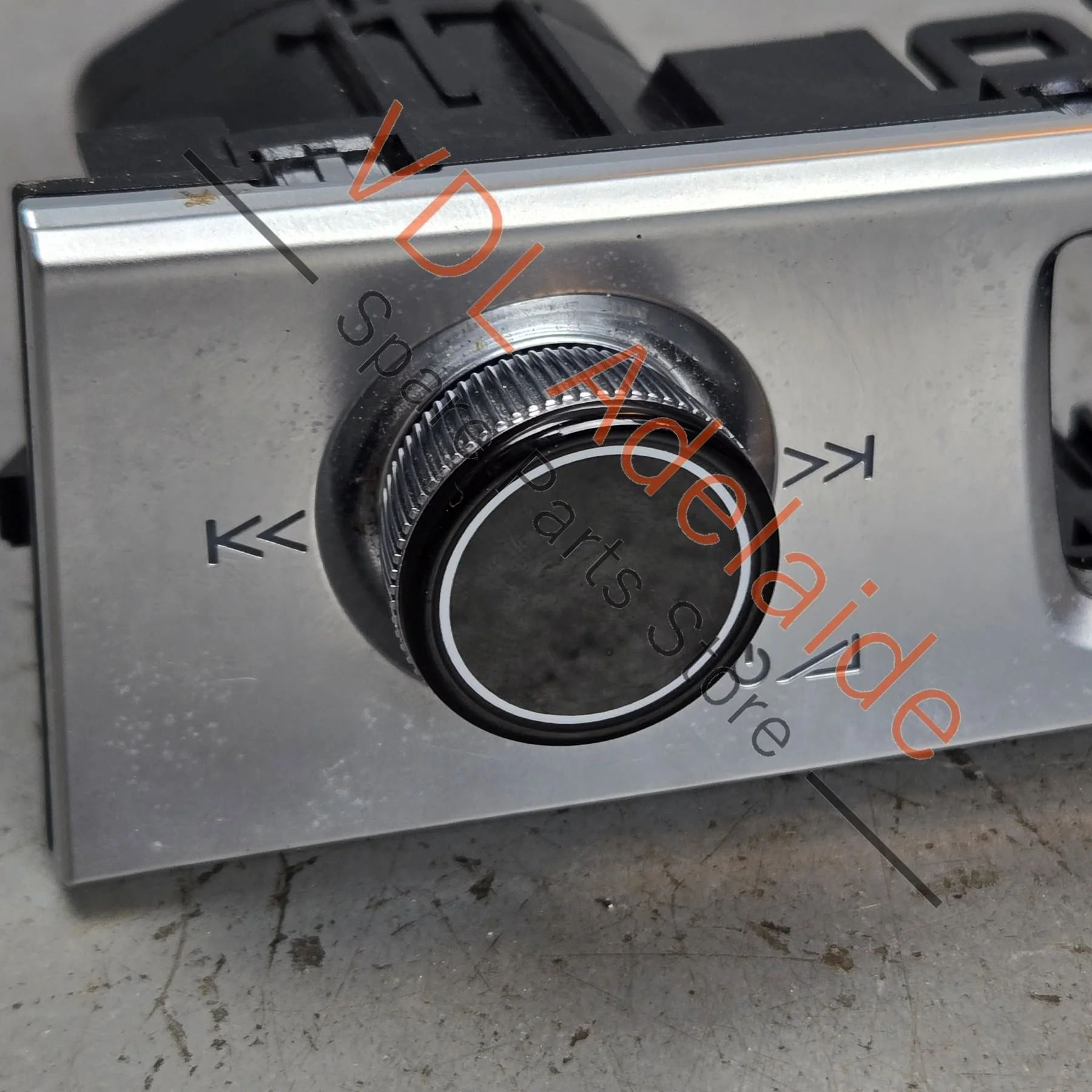 Audi RS6 RS7 Volume Control Switch for RHD Models 4K1919616B 4K2919600A 4K2863263 - Image 2