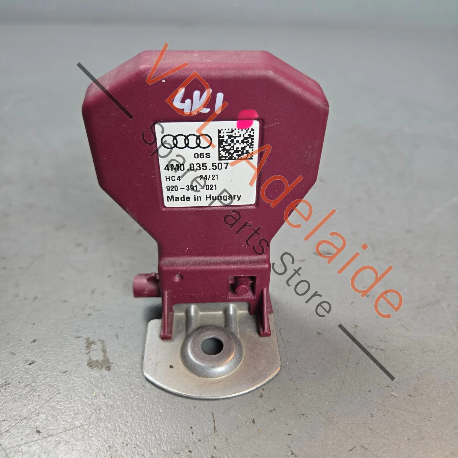 Audi Porsche VW Telephone Antenna 4M0035507