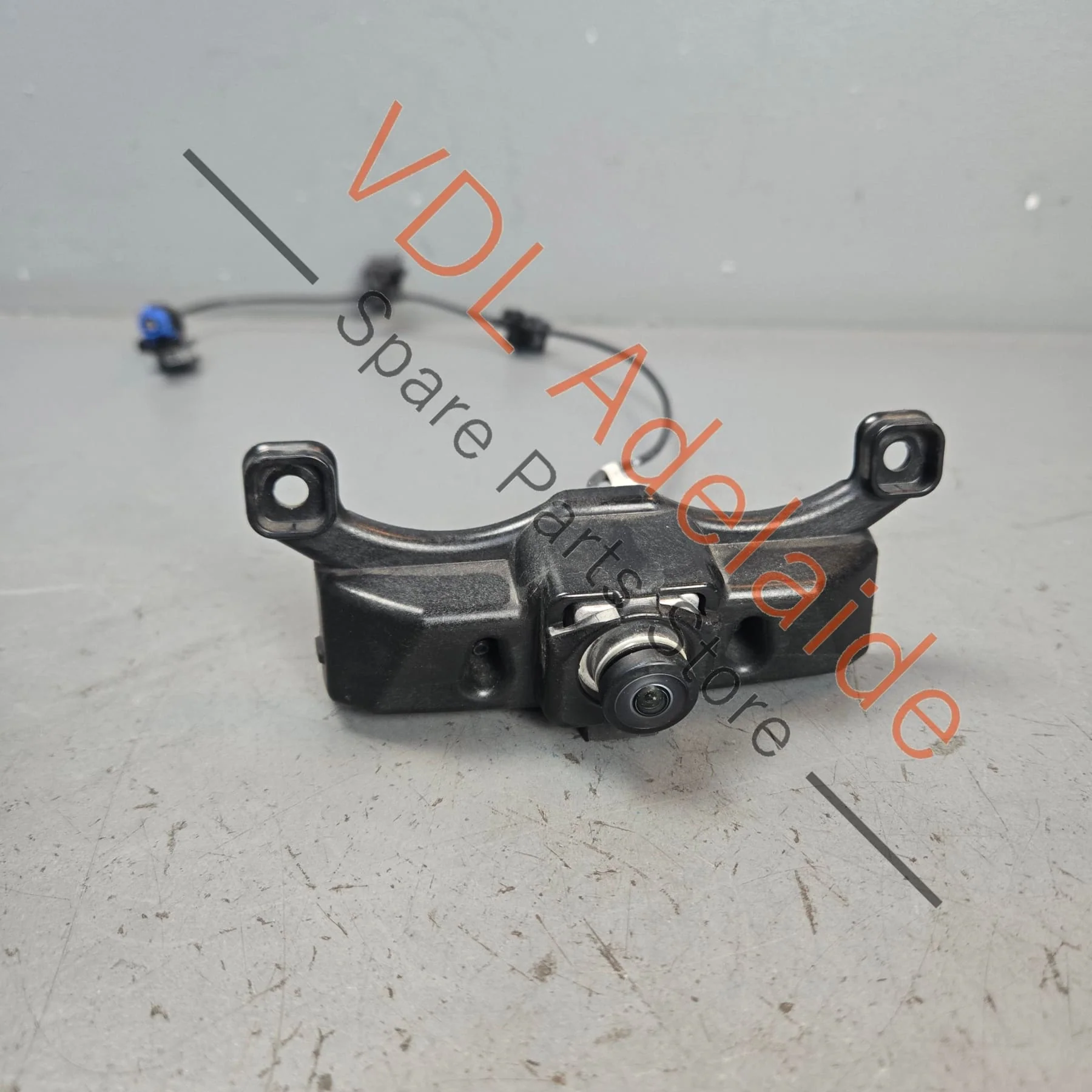Audi RS7 Front Parking Camera with mounting bracket & adapter wire 4N0980546 4K0971192D