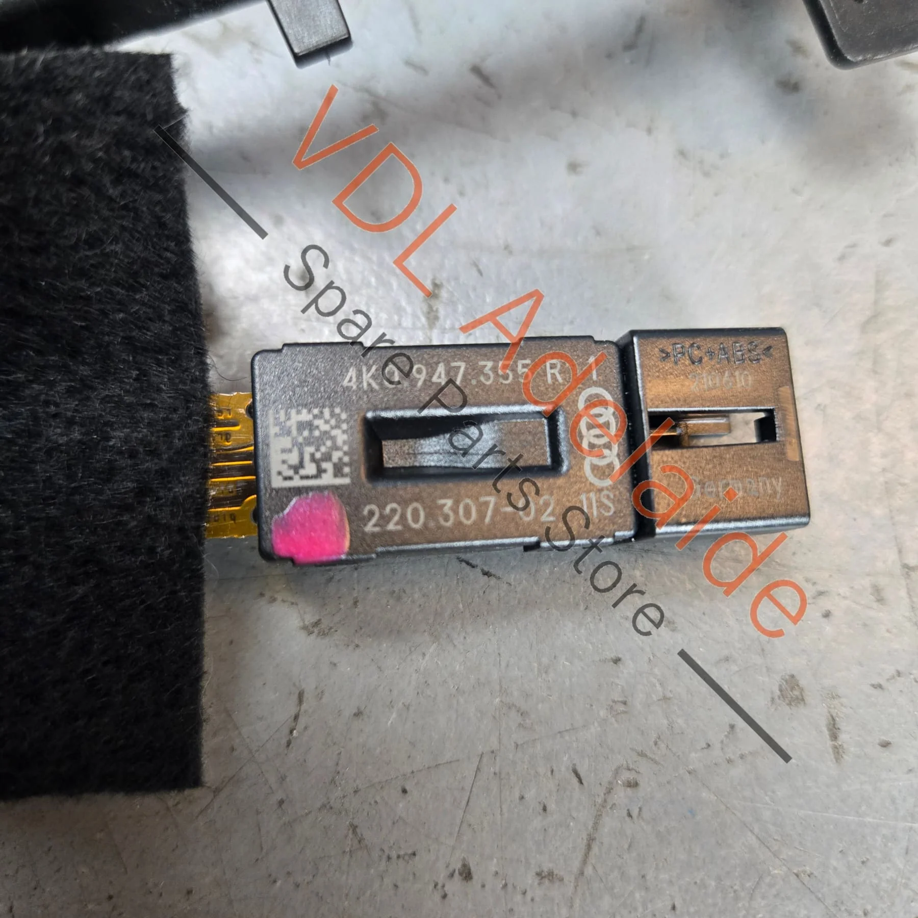 Audi RS7 Fibre Optic Conductor for Left drivers side dashboard for RHD 4K2947251A - Image 3