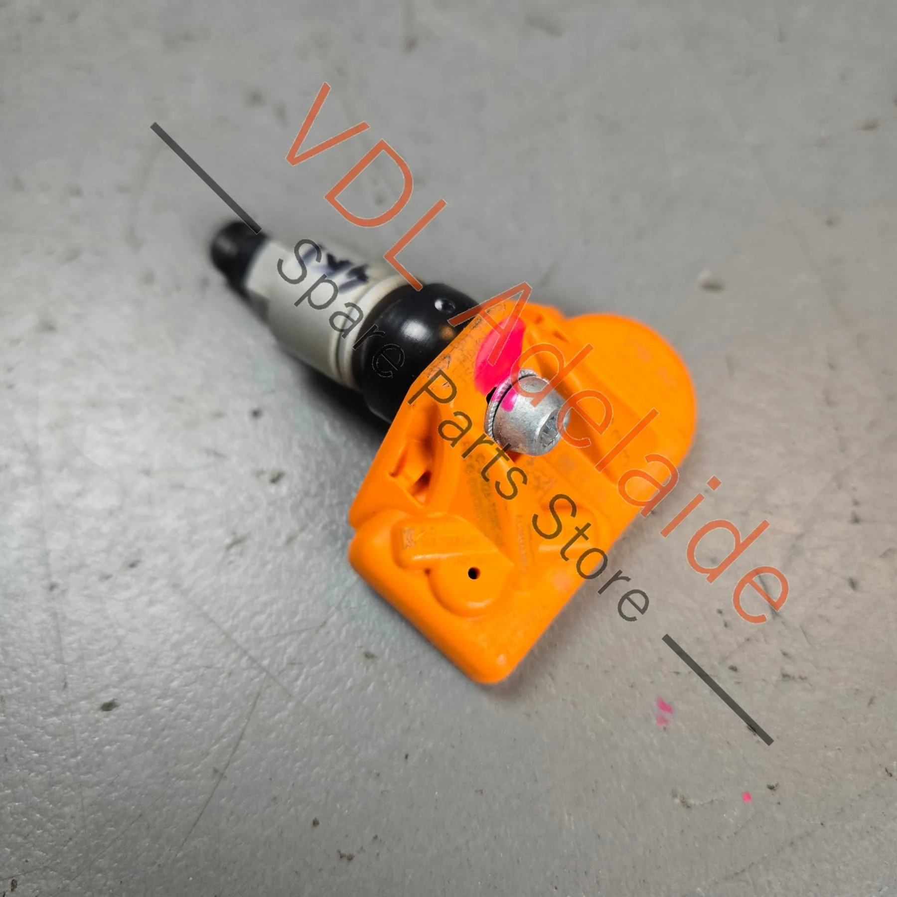 Audi Tyre Pressure Wheel Sensor 5Q0907275F