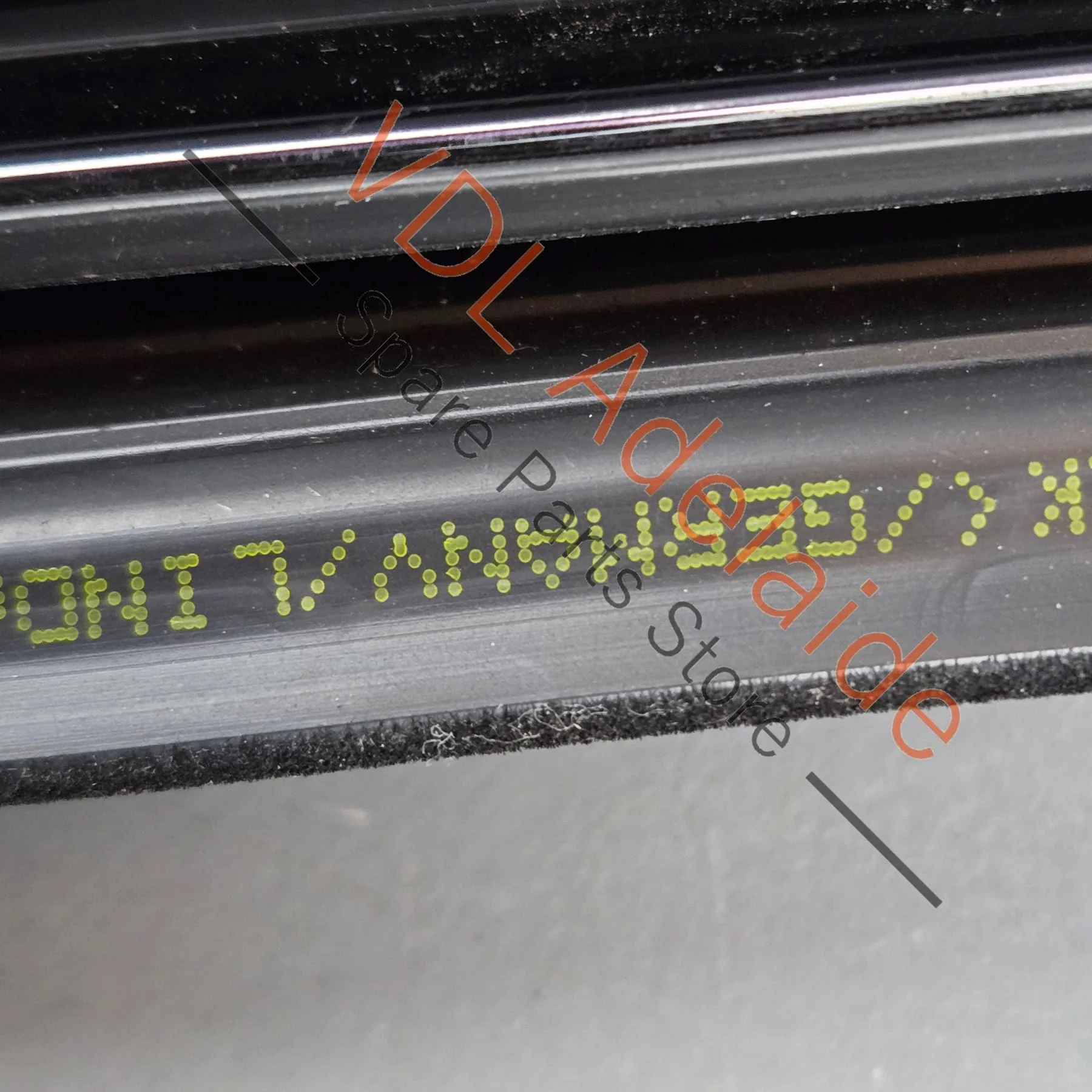 Audi RS7 Door Window Slot Aperture Seal Set of 4 Front & Rear Gloss Black 4K8837475A T94 - Image 9