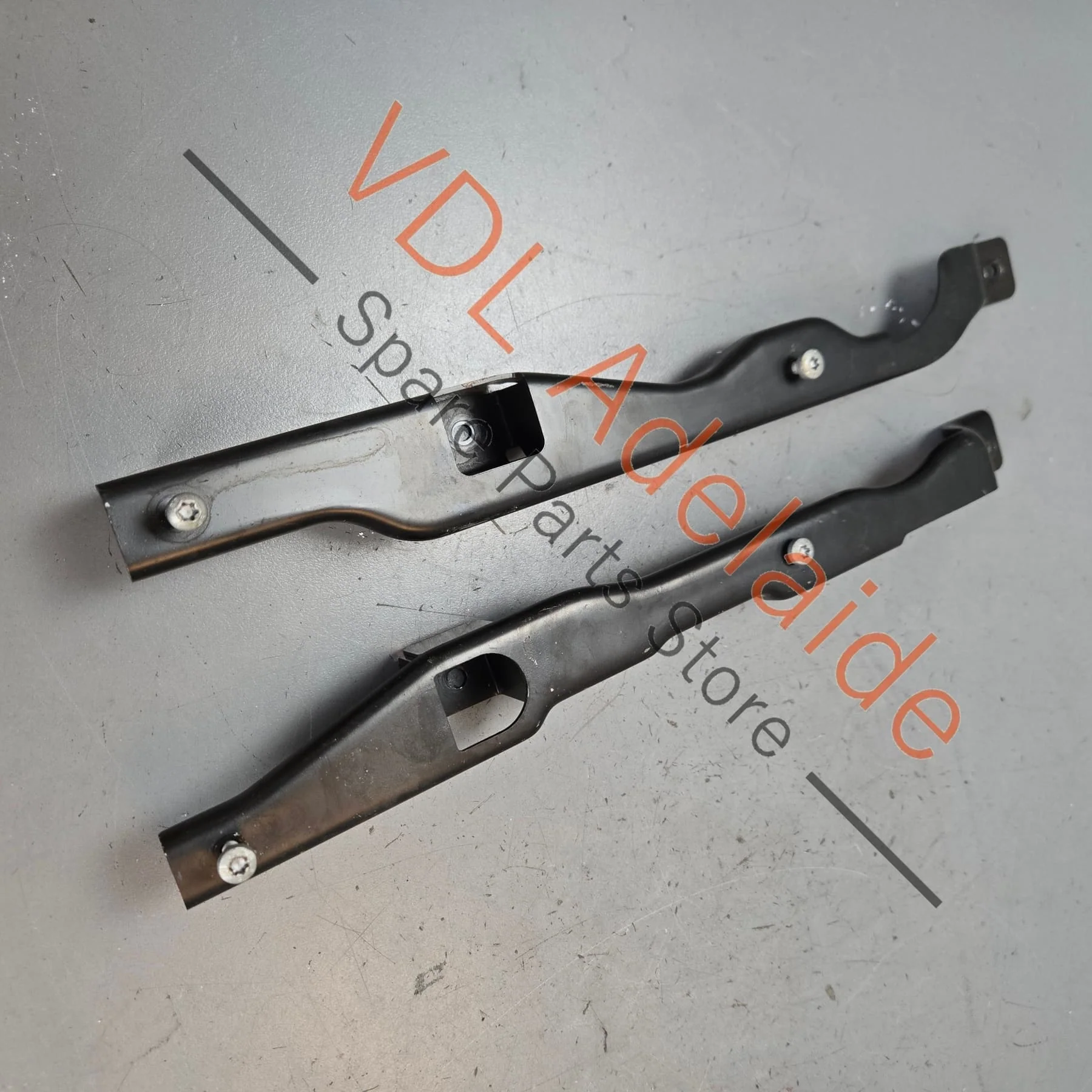 Audi RS7 Engine Guard Plate 4K0103097A 4K0103098A