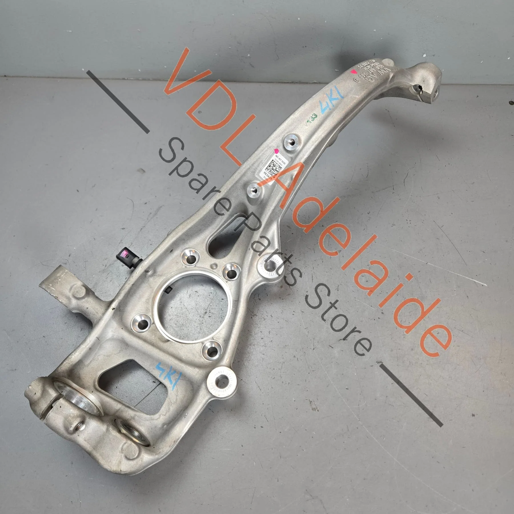 Audi RS6 RS7 Front Right Suspension Steering Knuckle Hub Wheel Bearing Housing 4K0407254C 4K0407560D
