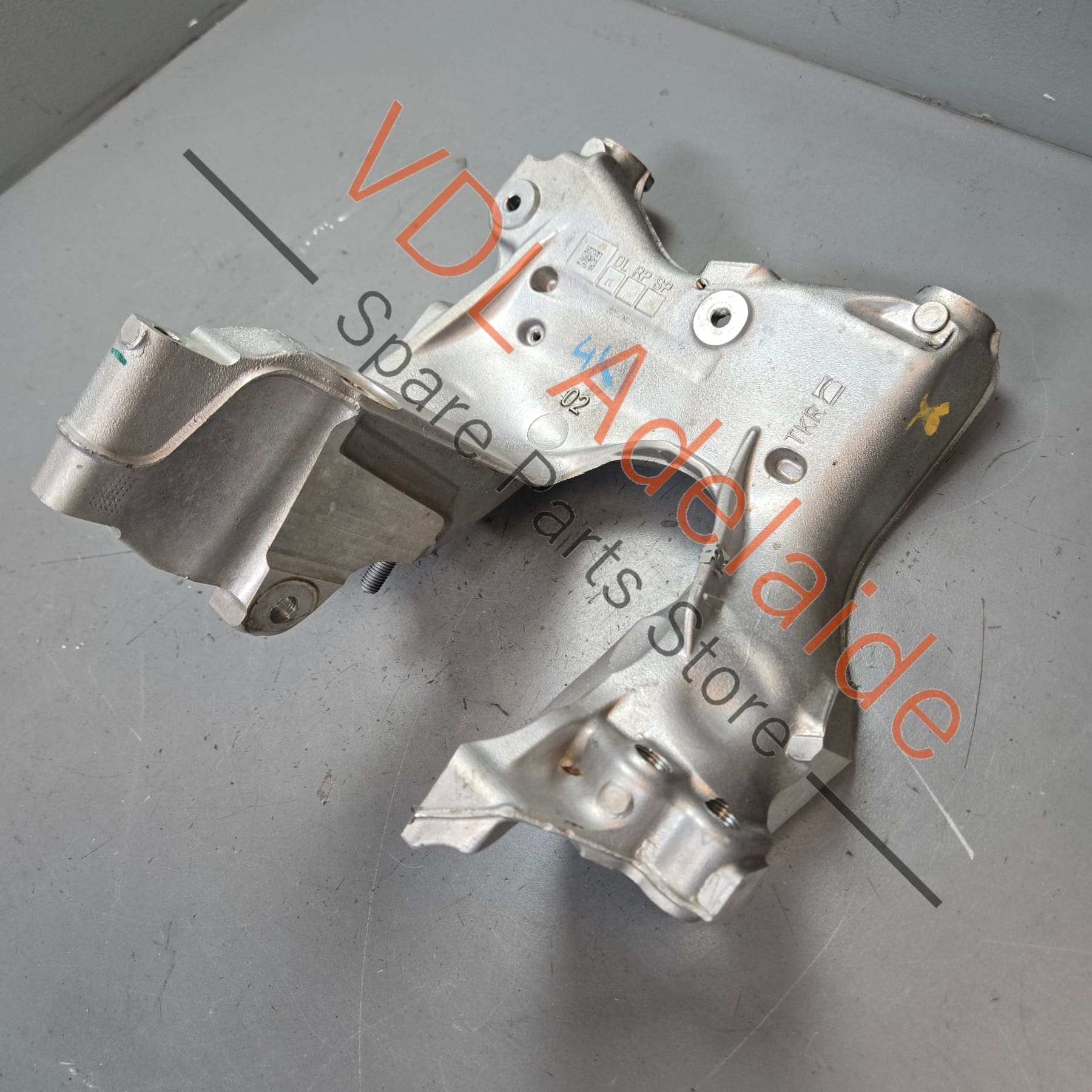 Audi RS6 RS7 Front Right Subframe Suspension Mount Bracket Console 4K0399296C - Image 3