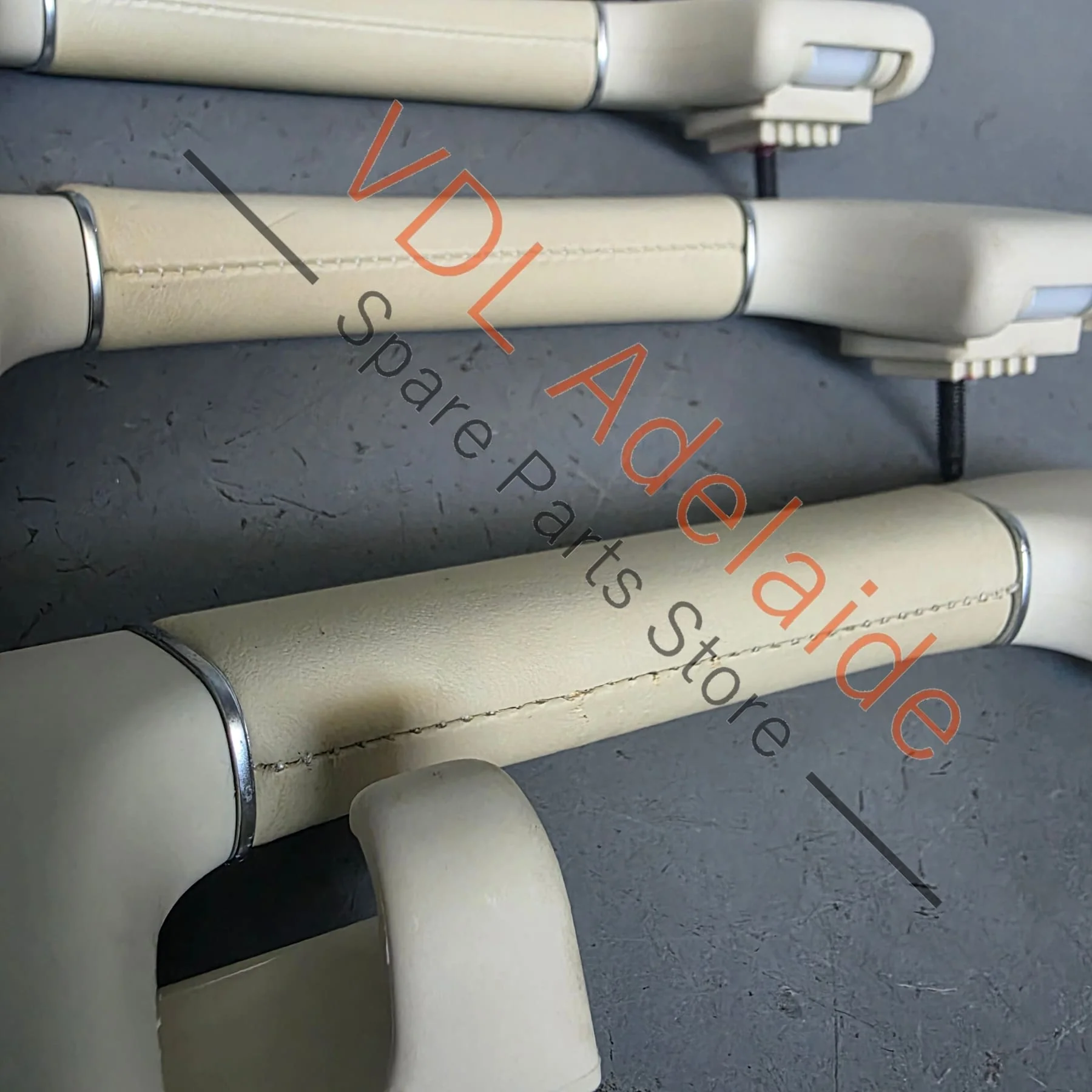 Bentley Bentayga Set of Interior Roof Handles Leather Hide colour Linen 36A857141B 51V - Image 4