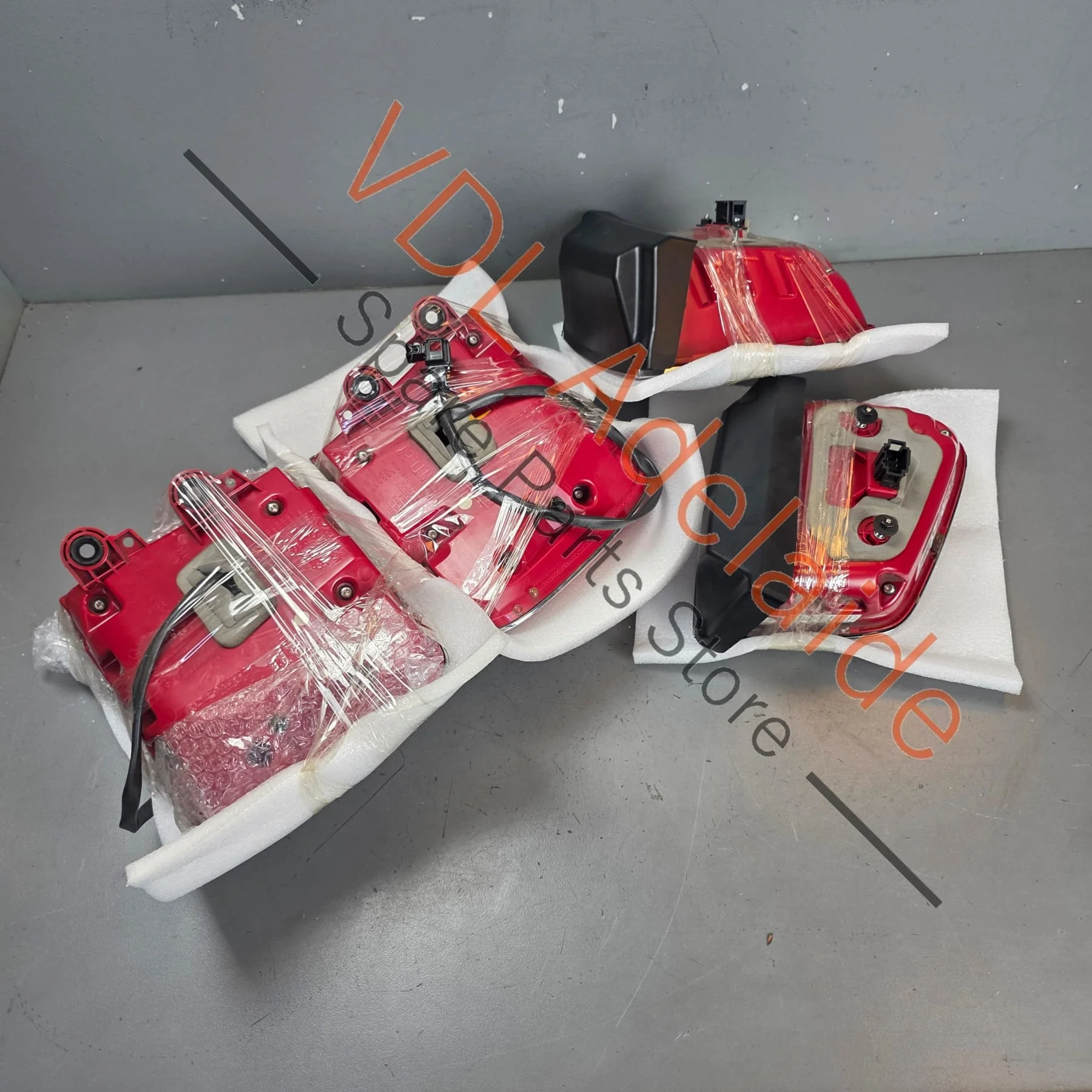 Bentley Bentayga Rear LED Tail Lamp Light Right Outer 36A945096H - Image 9