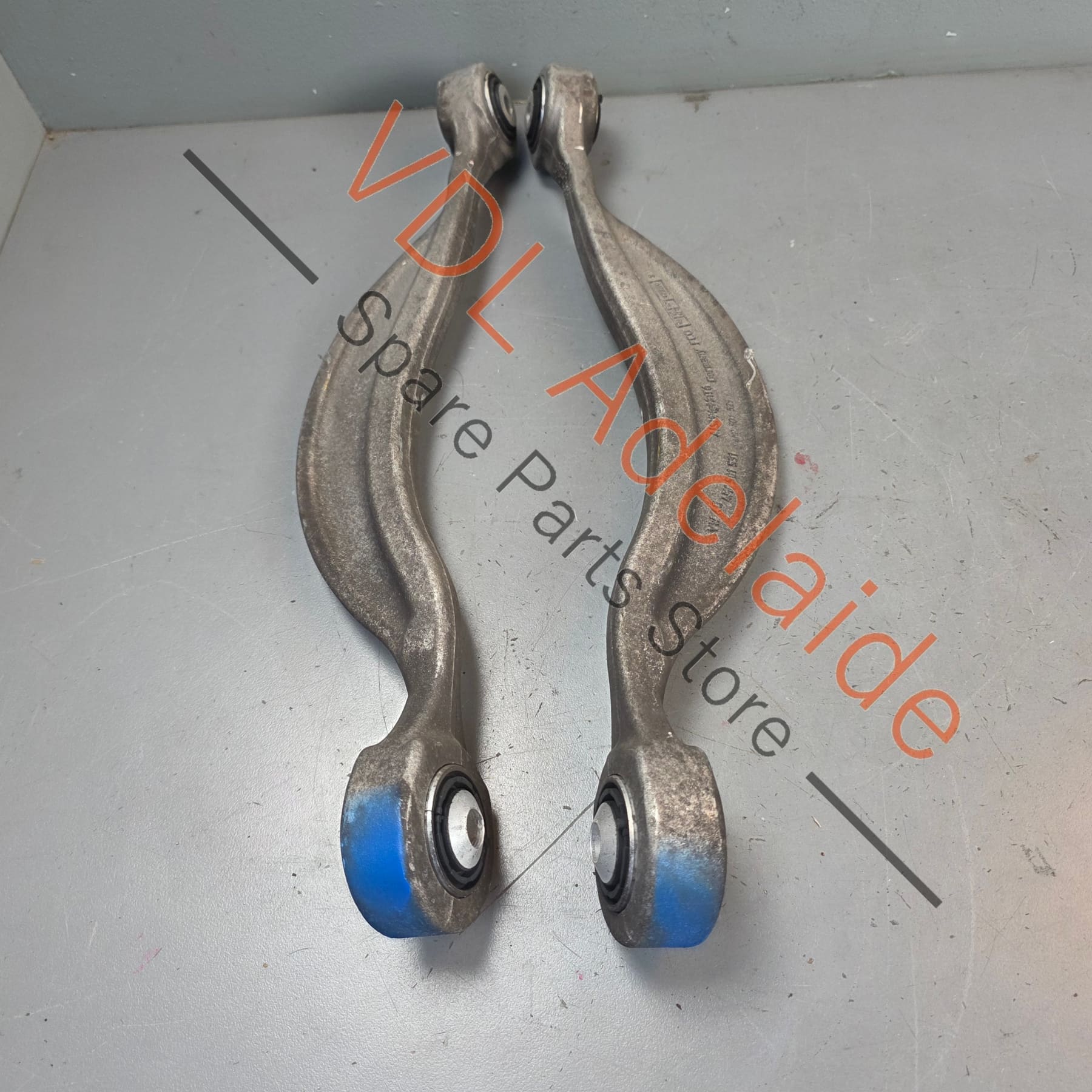 Audi Q7 Porsche Cayenne Touareg Bentayga Rear Suspension Track Rod Arms Pair 4M0501529L 4M0501531