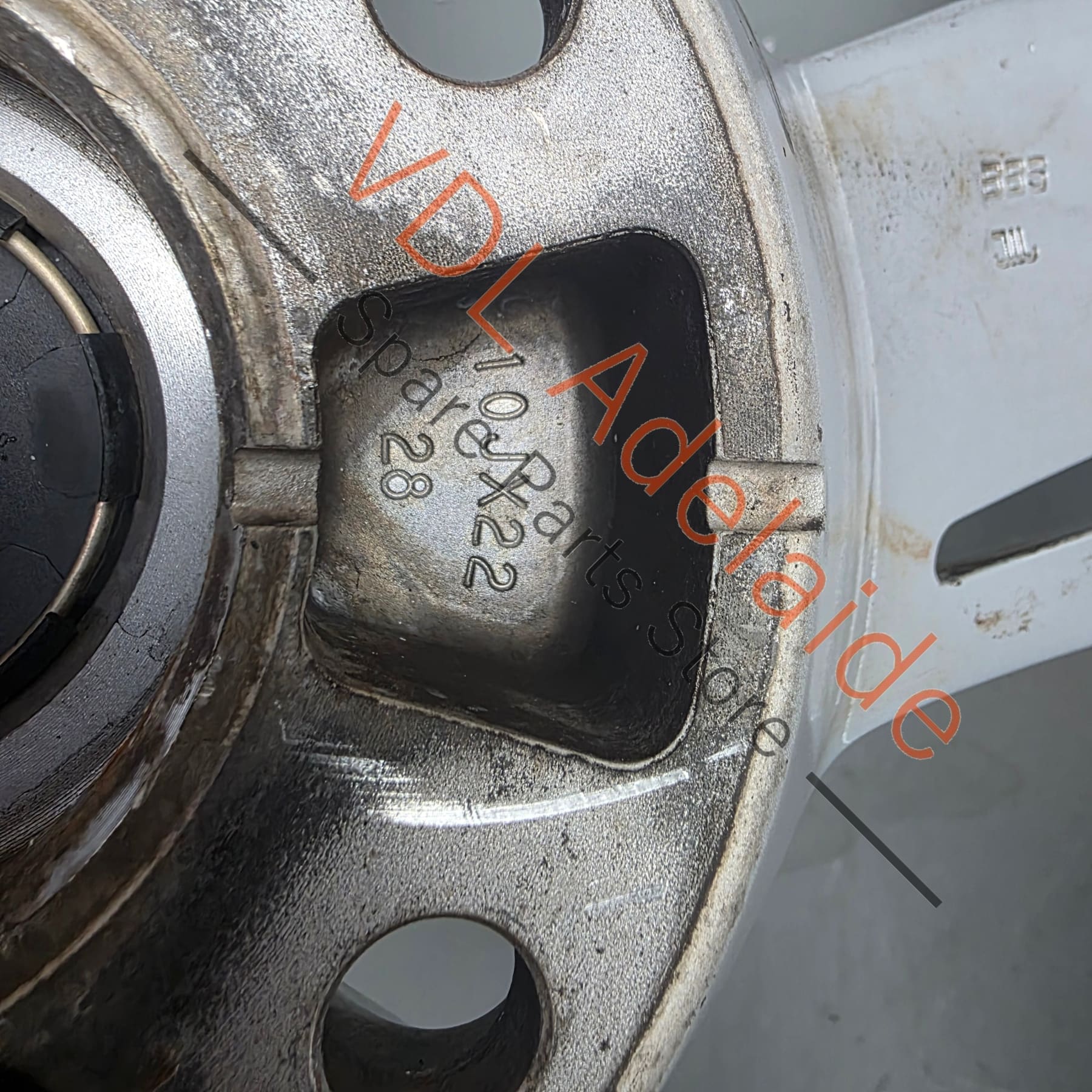 Bentley Bentayga 22in x 10in Alloy Wheel for Right Side 36A601025AA #04 - Image 12
