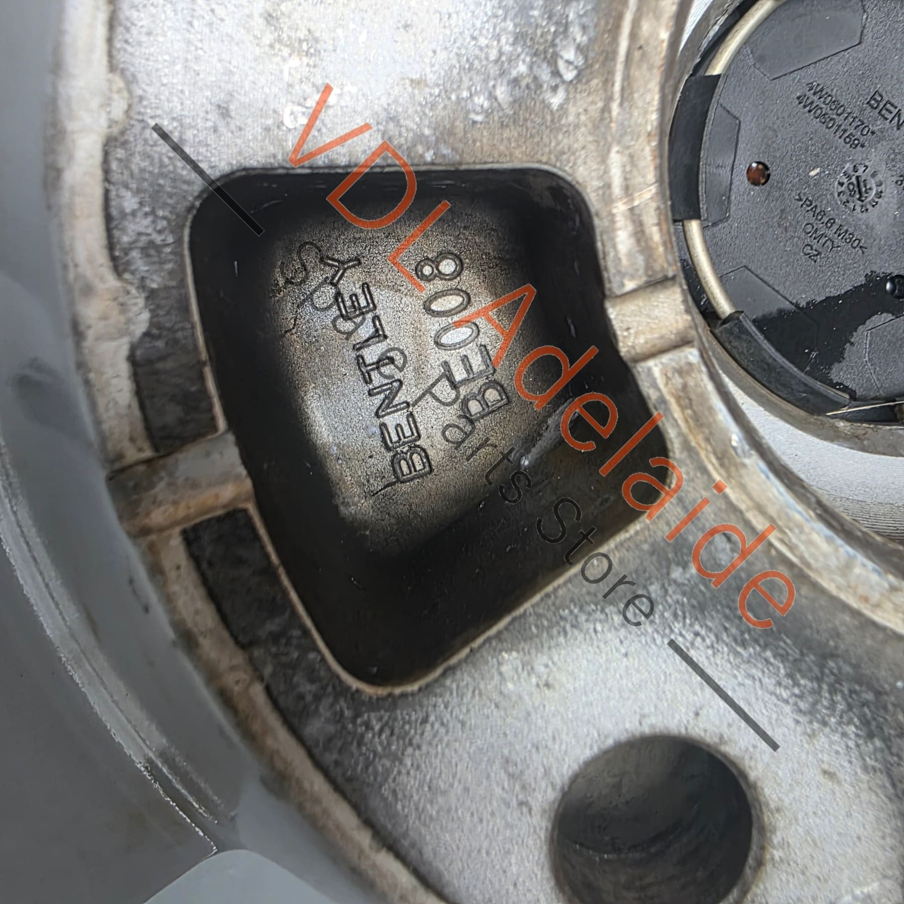 Bentley Bentayga 22in x 10in Alloy Wheel for Right Side 36A601025AA #04 - Image 13