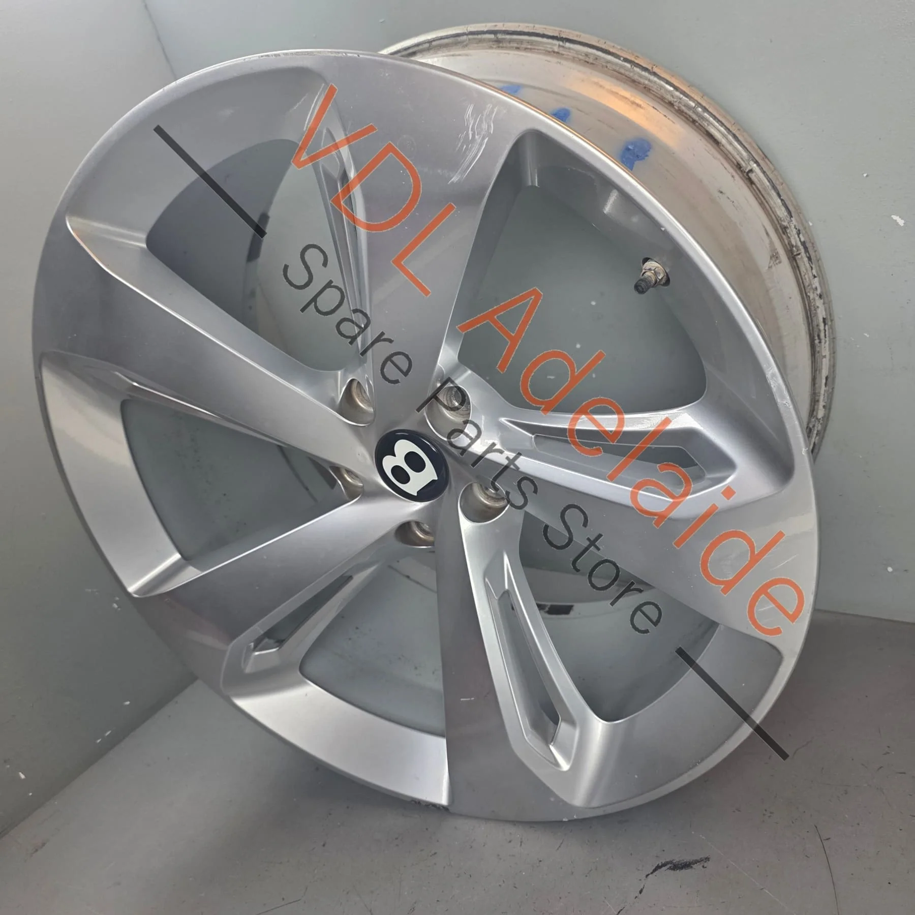 Bentley Bentayga 22in x 10in Alloy Wheel for Right Side 36A601025AA #04 - Image 2