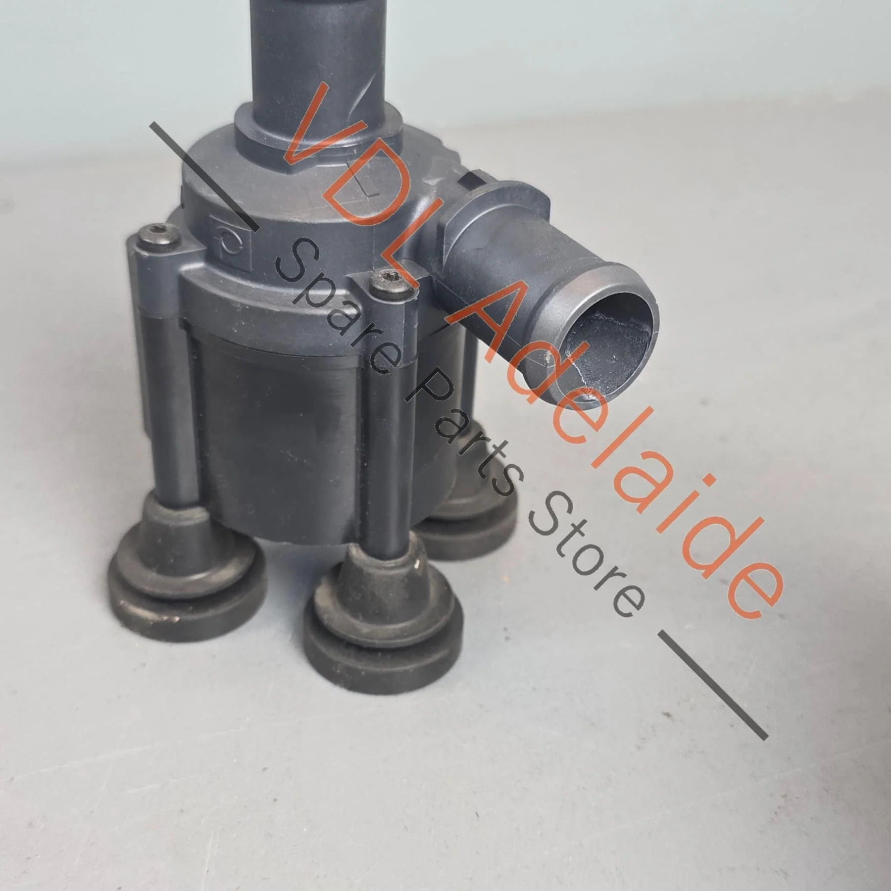 VW Audi Additional Coolant Pump 12V 06H121601M - Image 2