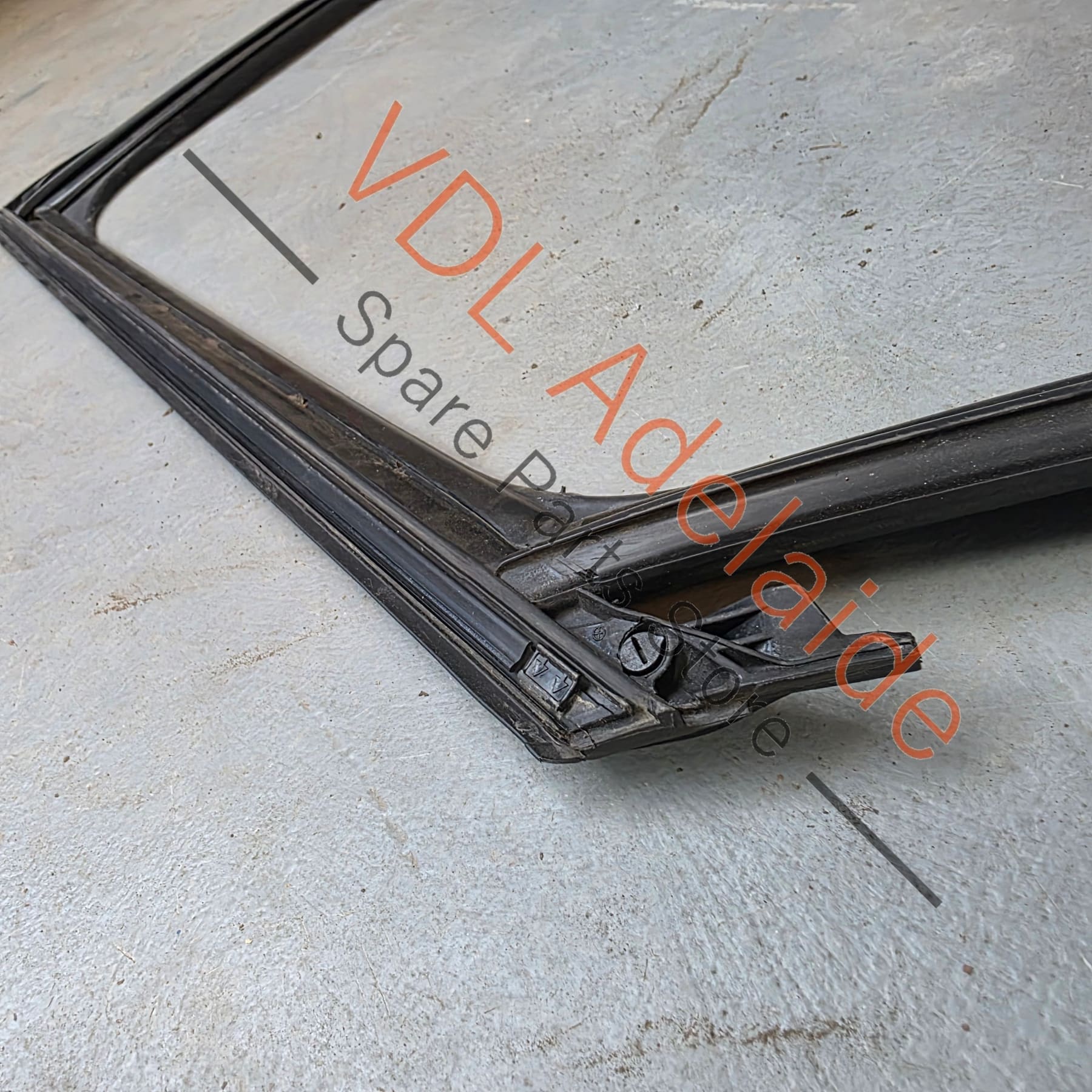 Bentley Bentayga 4V Rear Right Window Seal Gasket Rubber 36A839432A 36A839432B - Image 5