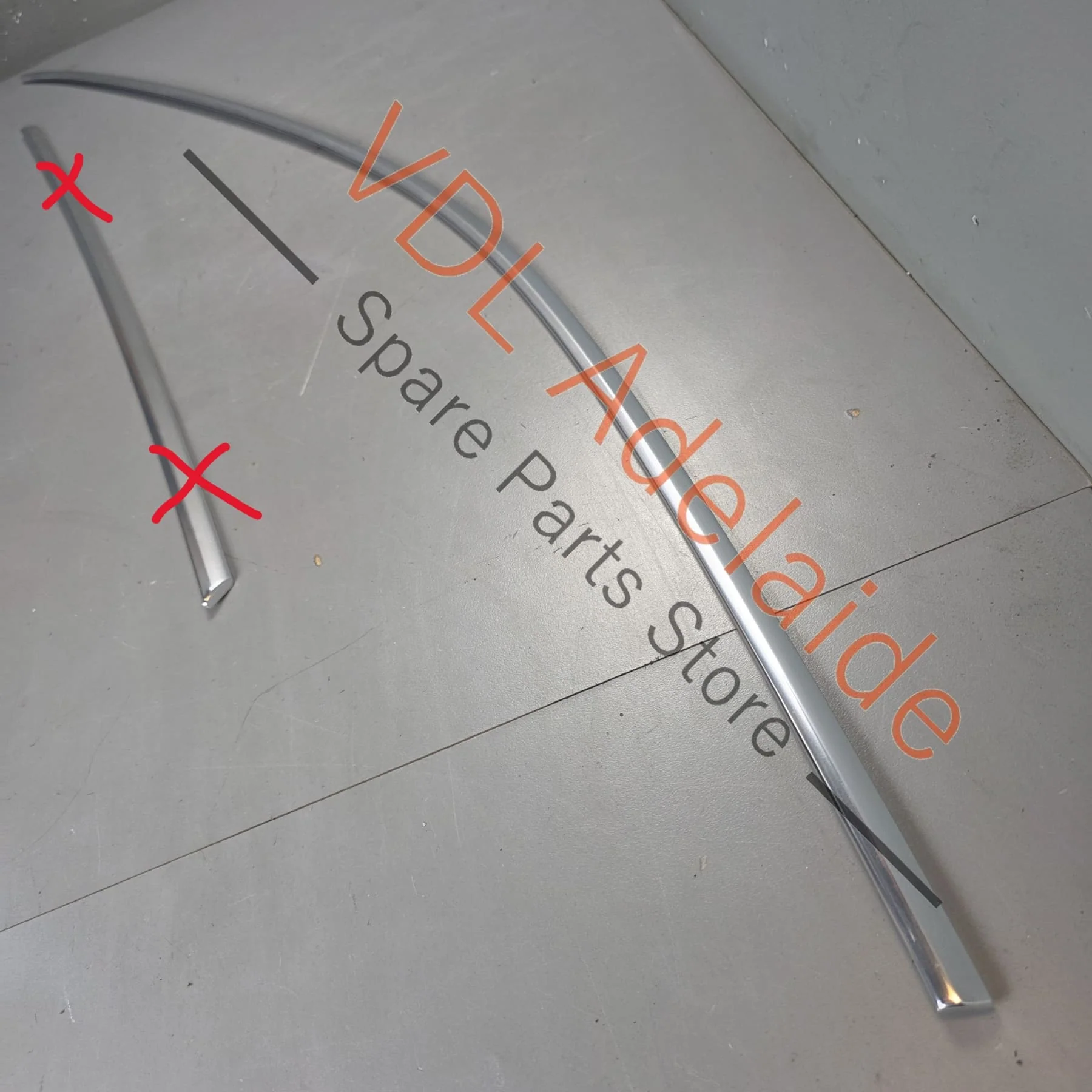 Bentley Bentayga 4V Chrome Door Trim Strip for Window Front Left Upper 36A853985 - Image 4