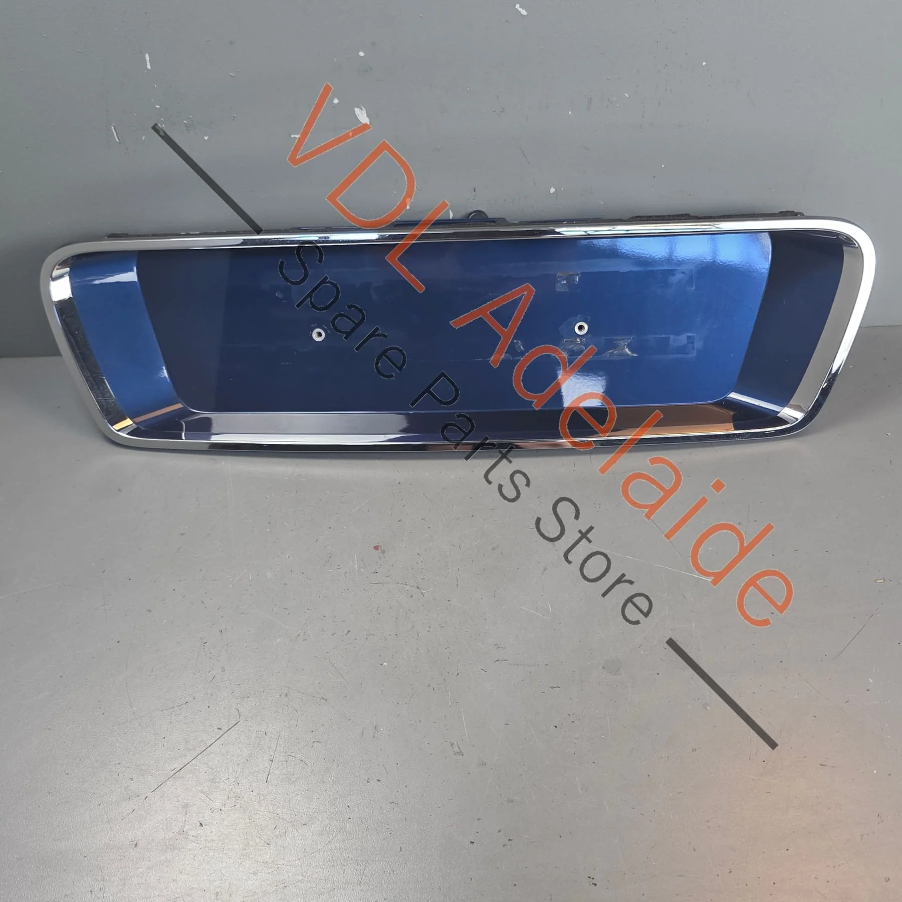 Bentley Bentayga Rear Licence Plate Tailgate Trim Moulding 36A827035R