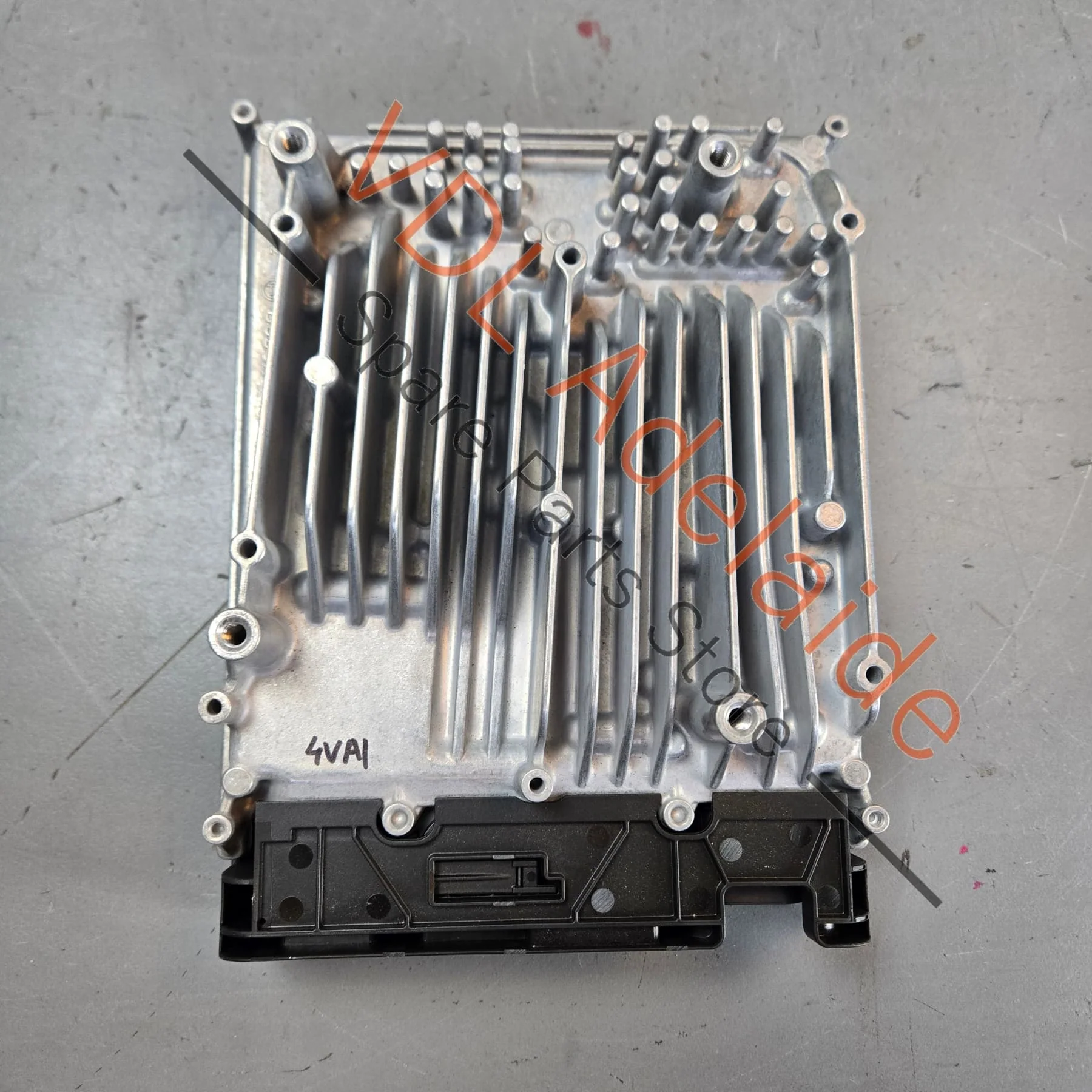 Bentley Bentayga 48V Voltage Converter 4M0959663B - Image 3