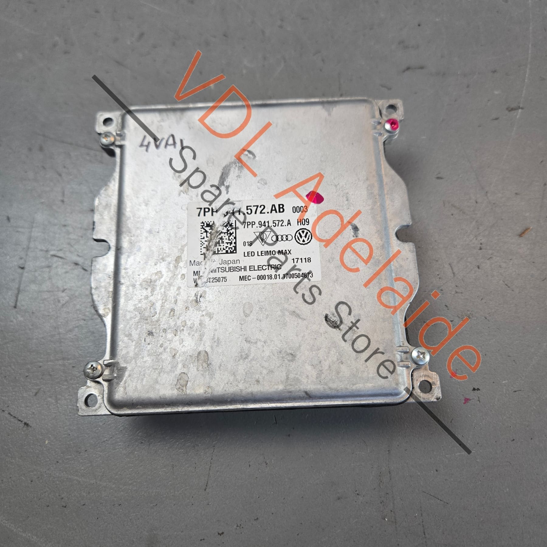 GENUINE OEM Bentley Bentayga LED Headlight Control Module 7PP941572AB