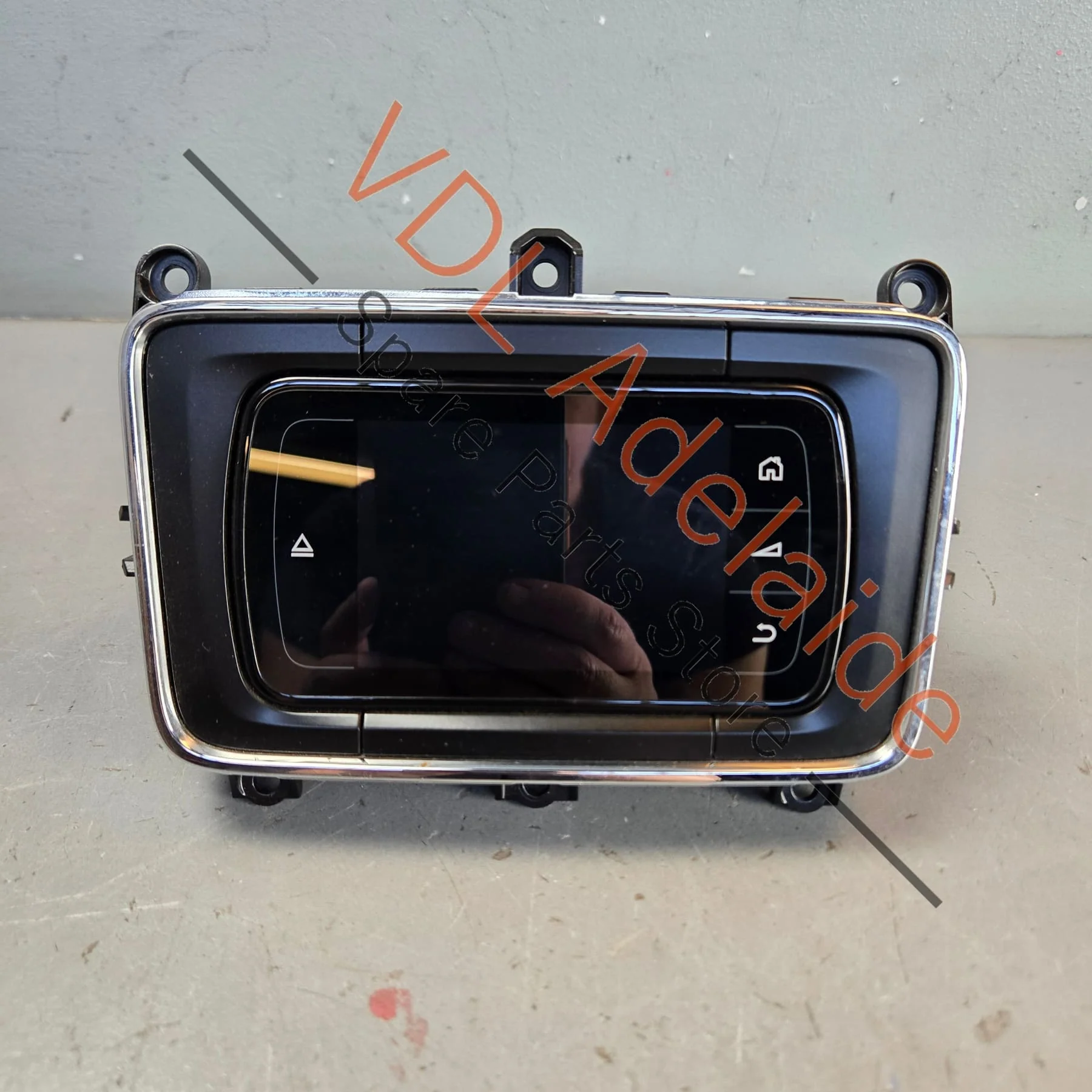 Bentley Bentayga Rear Seat Climate and Multimedia Control Panel Remote Switch 4W0035705C 36A035189