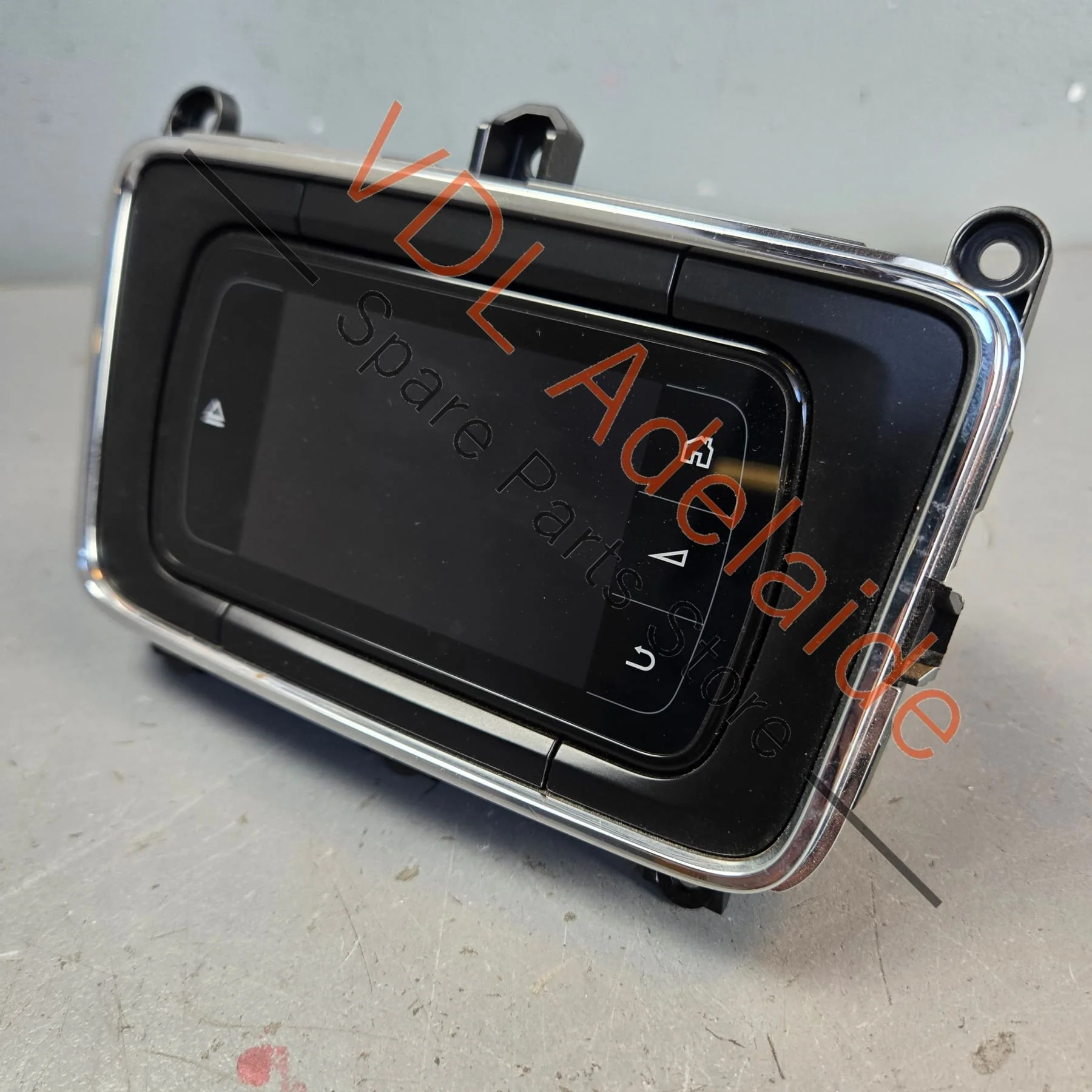 Bentley Bentayga Rear Seat Climate and Multimedia Control Panel Remote Switch 4W0035705C 36A035189 - Image 2