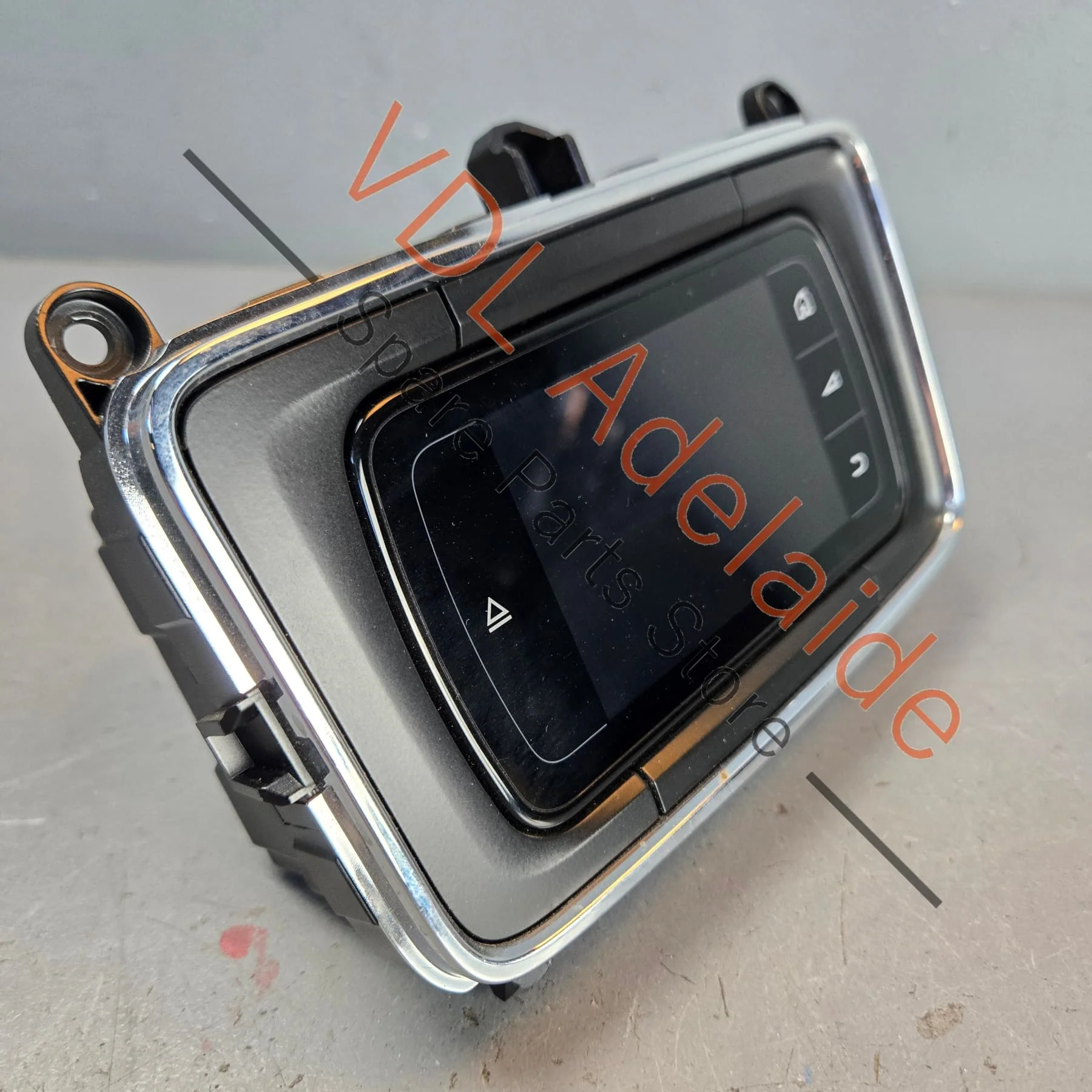 Bentley Bentayga Rear Seat Climate and Multimedia Control Panel Remote Switch 4W0035705C 36A035189 - Image 3