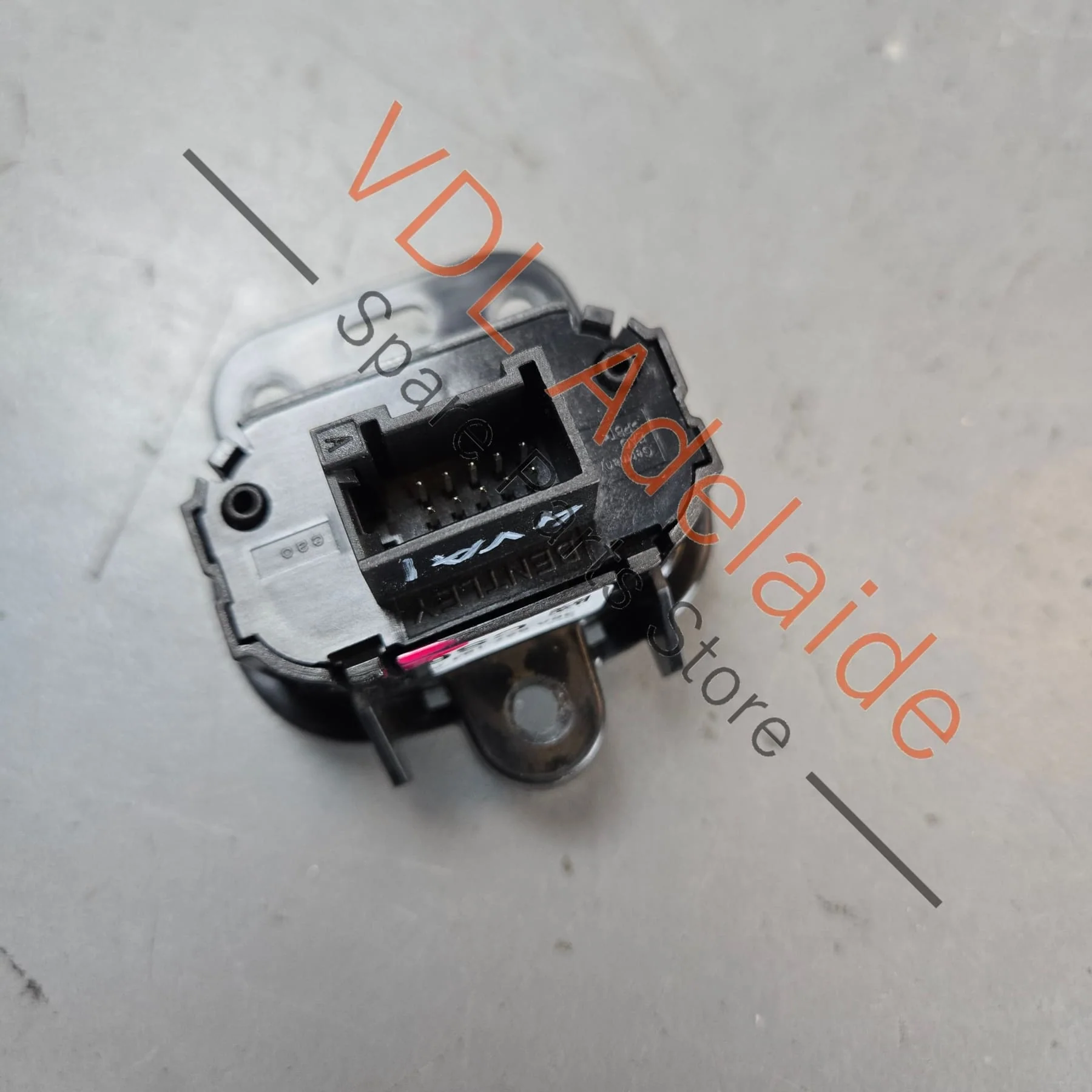 Bentley Bentayga Traction Control Switch 36A927194A - Image 2