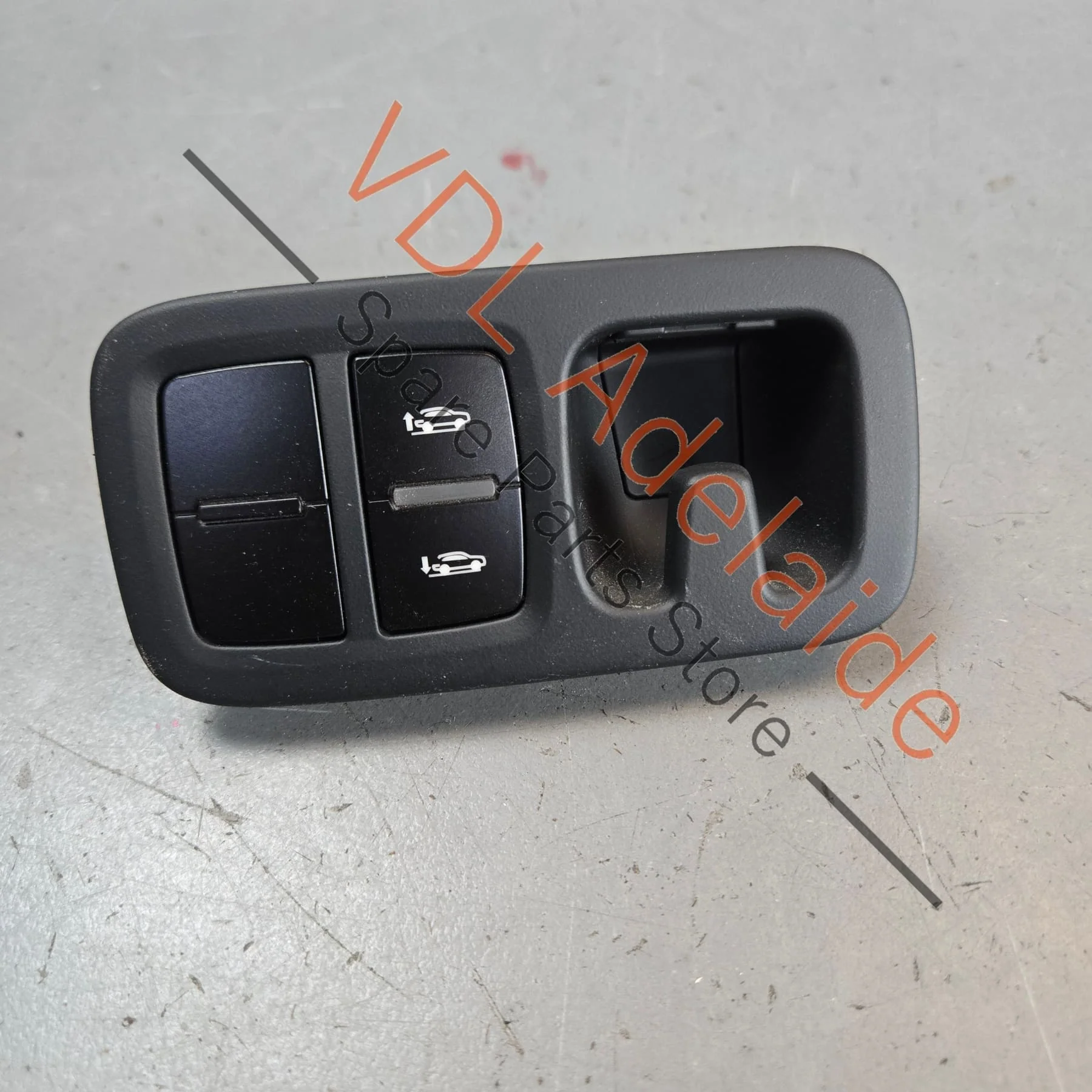 Bentley Bentayga Trailer Load Lowering Switch 36A959511A