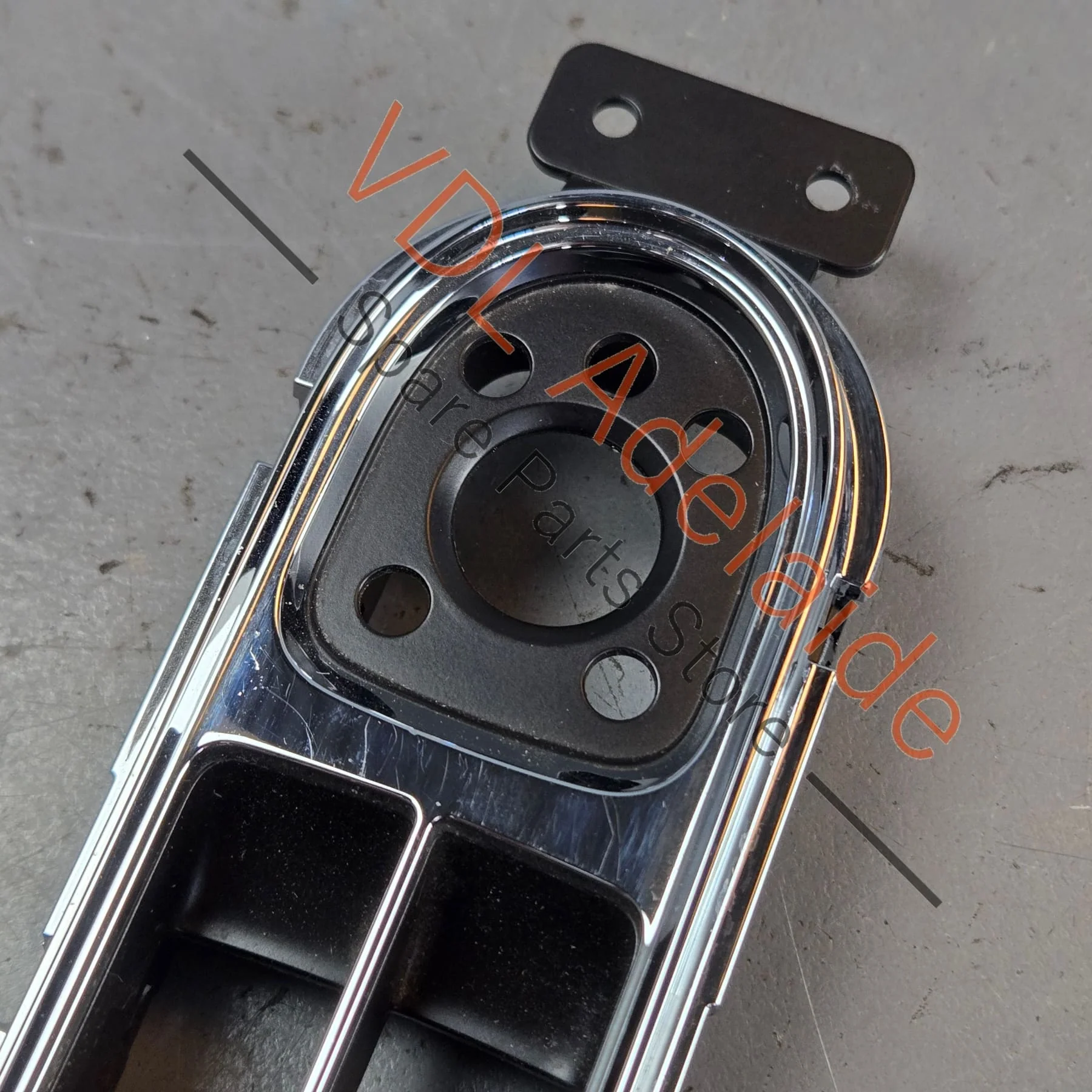Bentley Bentayga Drivers Door Switch Trim Chrome 36A959517 36A858523B - Image 4