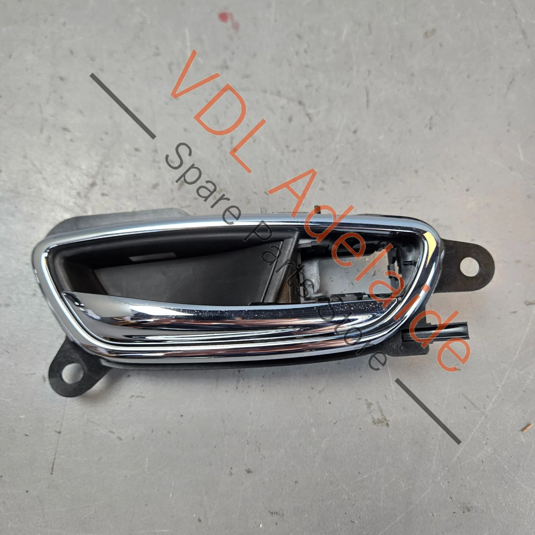 Bentley Bentayga Interior Door Handle Pull Right 36A837114A 4W0837198