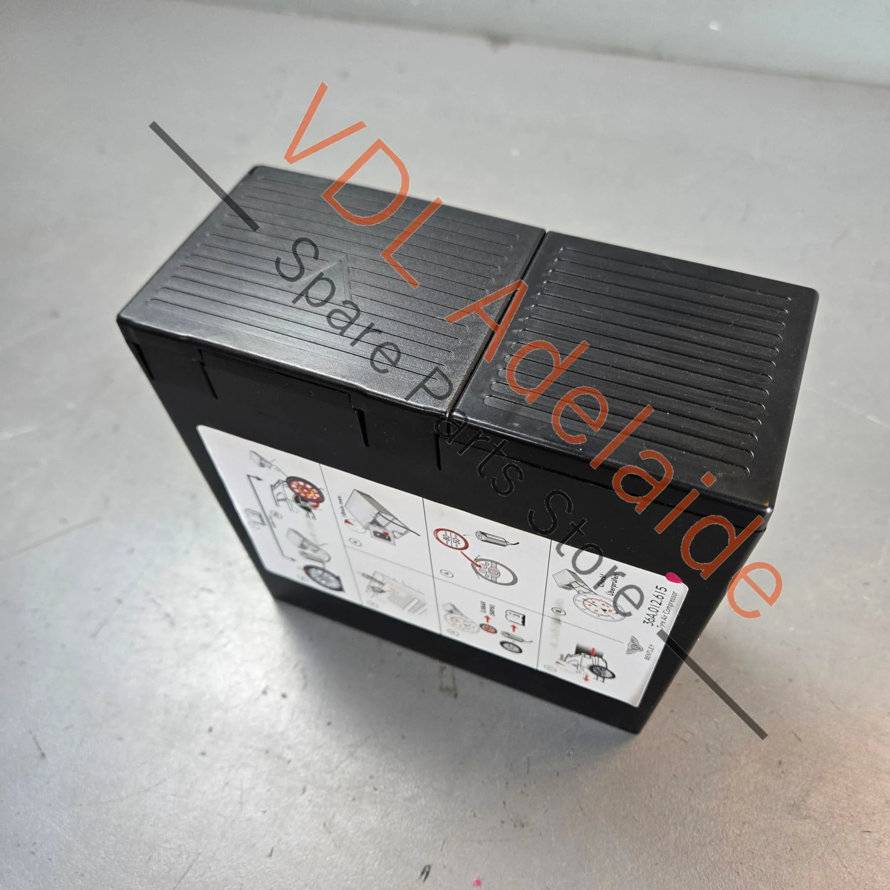 Bentley Bentayga 12V Emergency Tyre Pump 36A012615 4L0012615 - Image 4