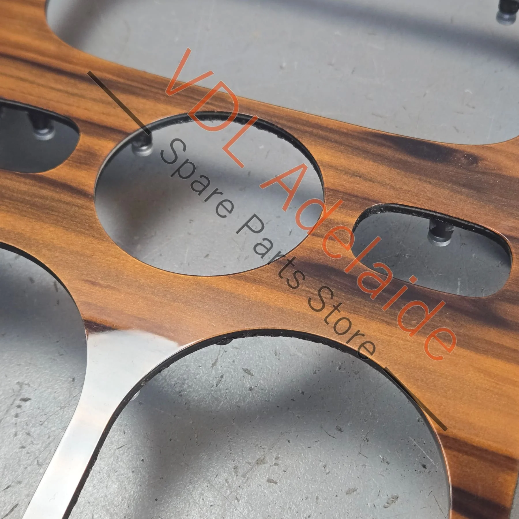 Bentley Bentayga Centre Console Trim Wood Liquid Amber Veneered Interior 36A864261B - Image 2