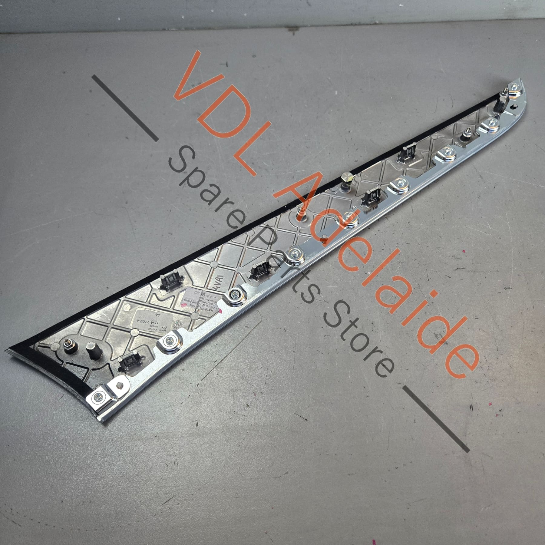 Bentley Bentayga Front Right Door Trim Insert Wood Liquid Amber Veneered Interior 36A864752B - Image 6