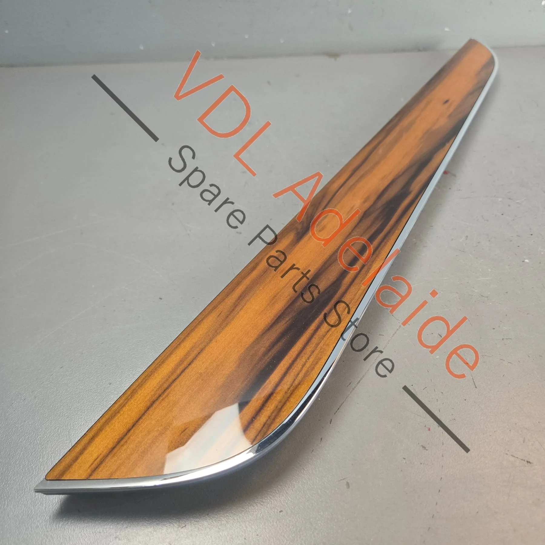 Bentley Bentayga Front Right Door Trim Insert Wood Liquid Amber Veneered Interior 36A867776 - Image 2